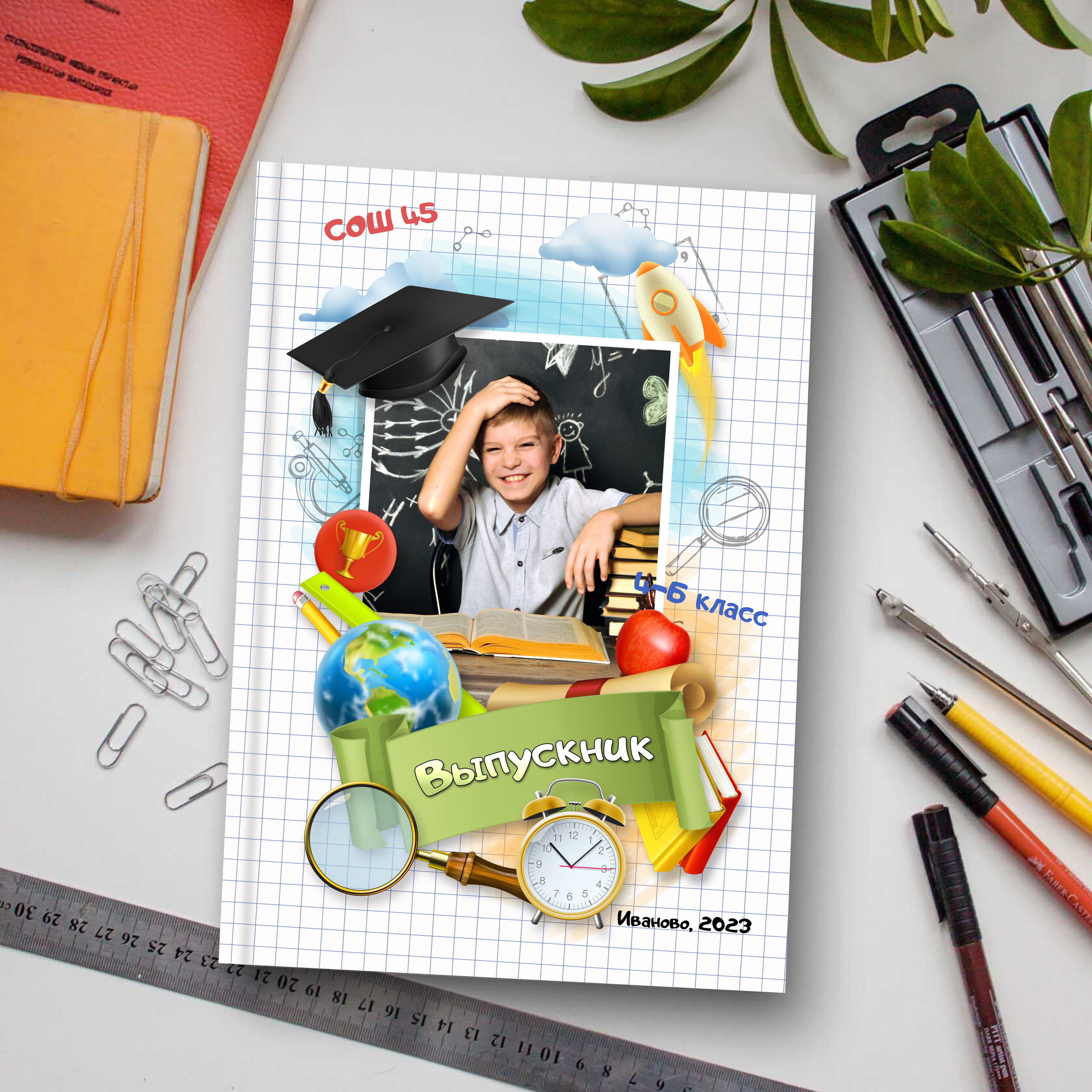 Выпускные альбомы в школу 4 класс  3 разворота стандарт заказать Иваново Ярославле Костроме Владимире. Выпускные альбомы в Иваново в детский сад и школу. Александр и Светлана Янкины
