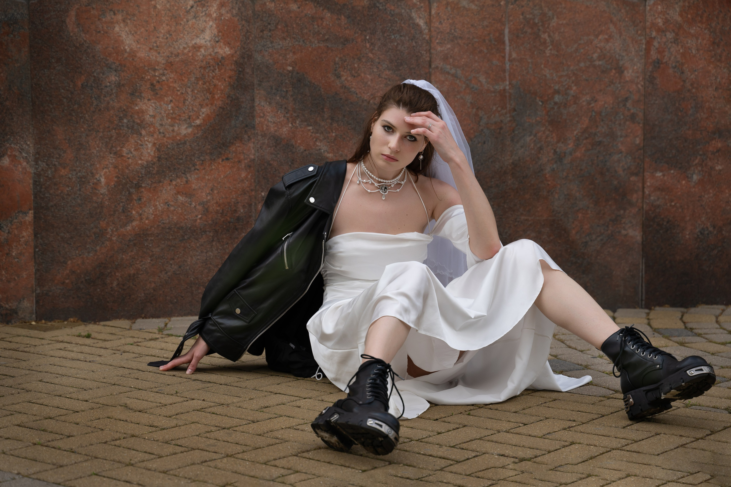 СБЕЖАВШАЯ НЕВЕСТА (история в каждом кадре). Главная