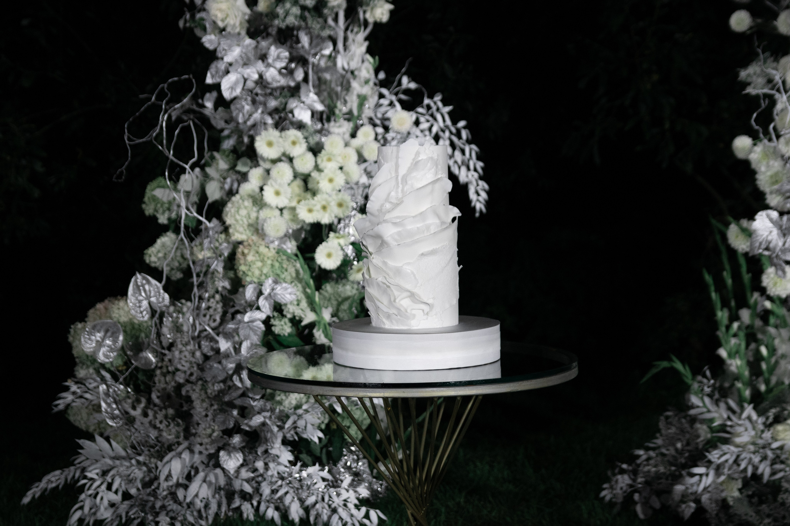 Wedding in nature's sparkles. Antonina Knyazeva  — фотограф из Москвы, съемки по всему миру