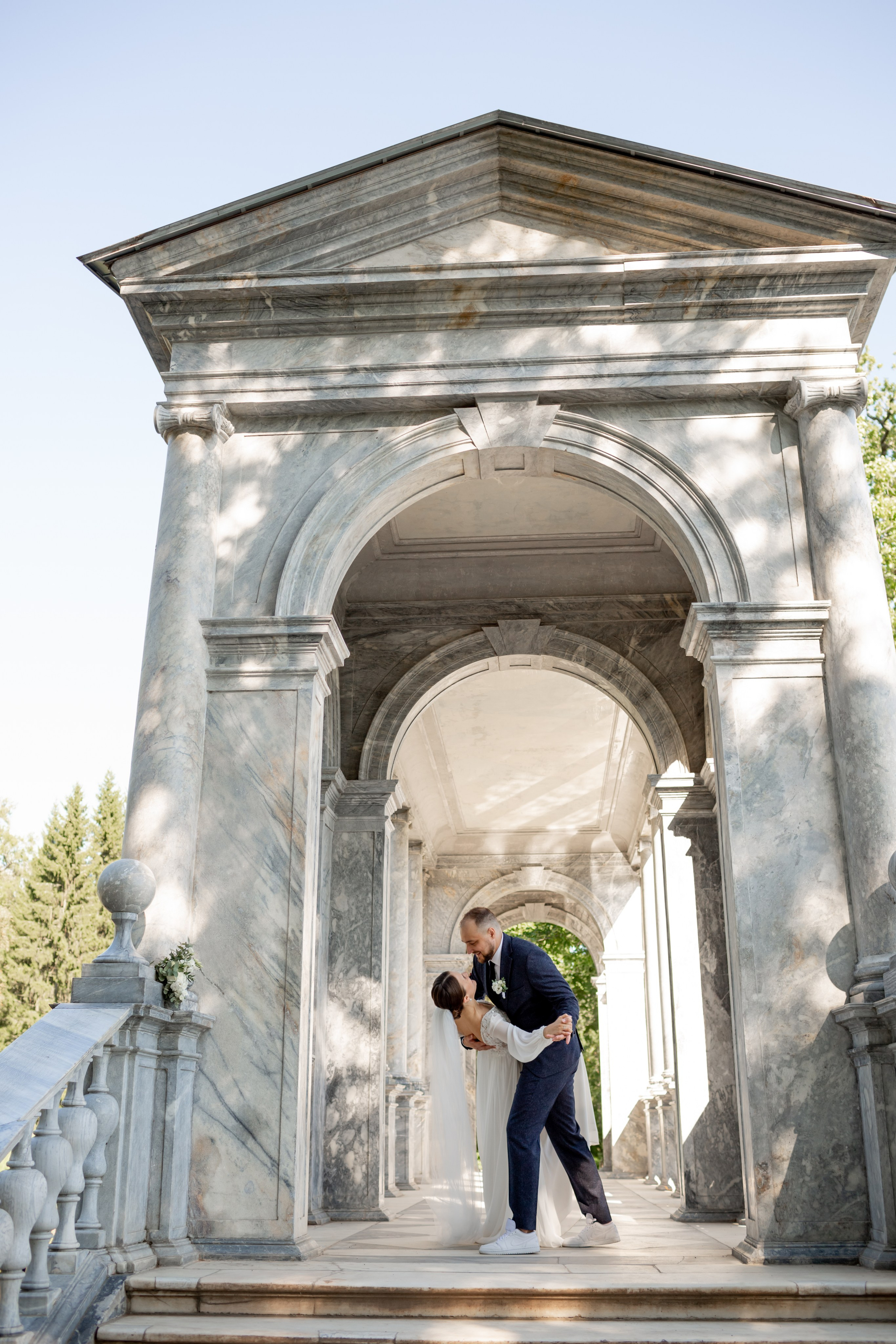 Свадебная фотопрогулка в Пушкине. Свадебный фотограф Кирилл Белый