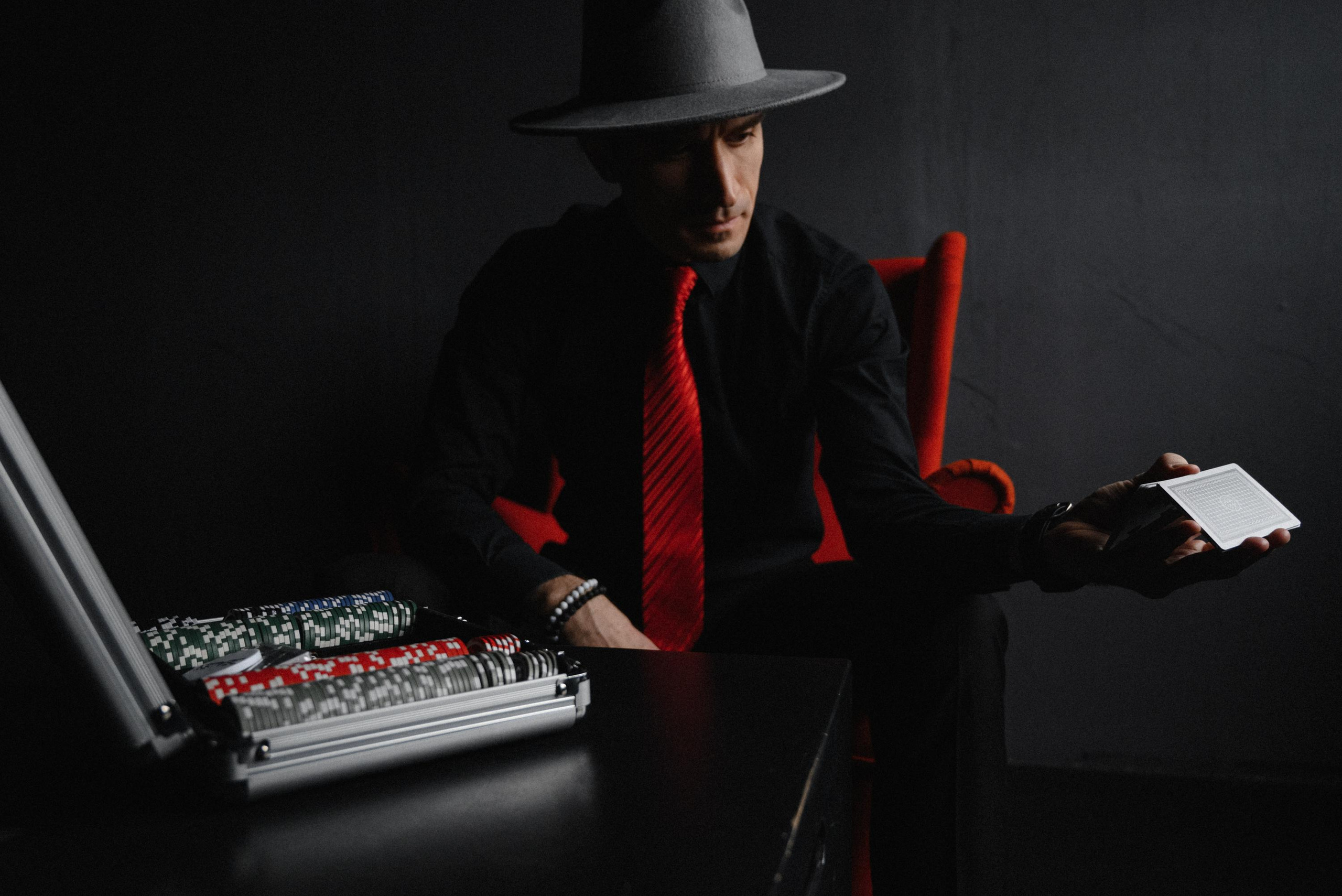 Контент для актера Егора Куприянова. Свадебный фотограф Ижевск Петр Шишков