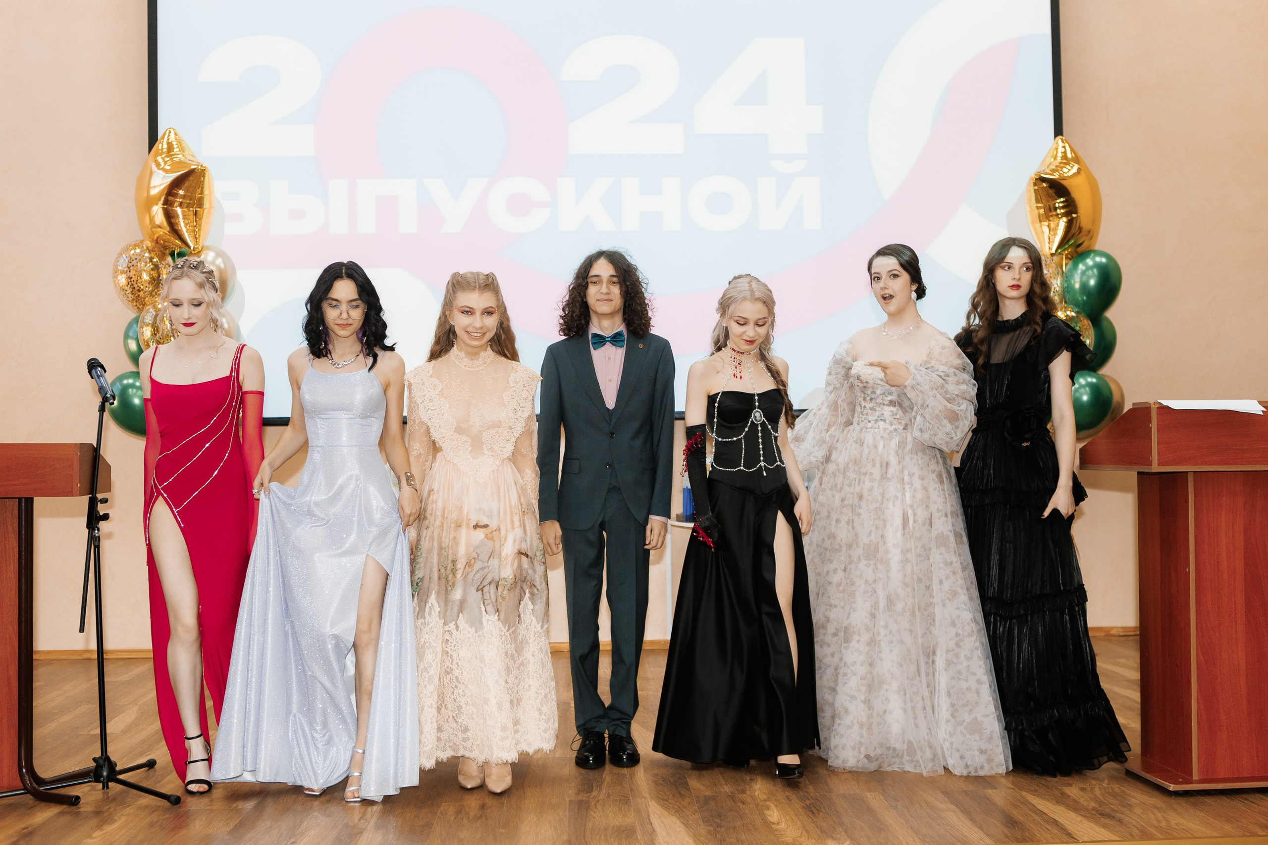 Выпускной Гимназия 12 2024 г. Свадебный и портретный Фотограф в Липецке Дмитрий Котюков