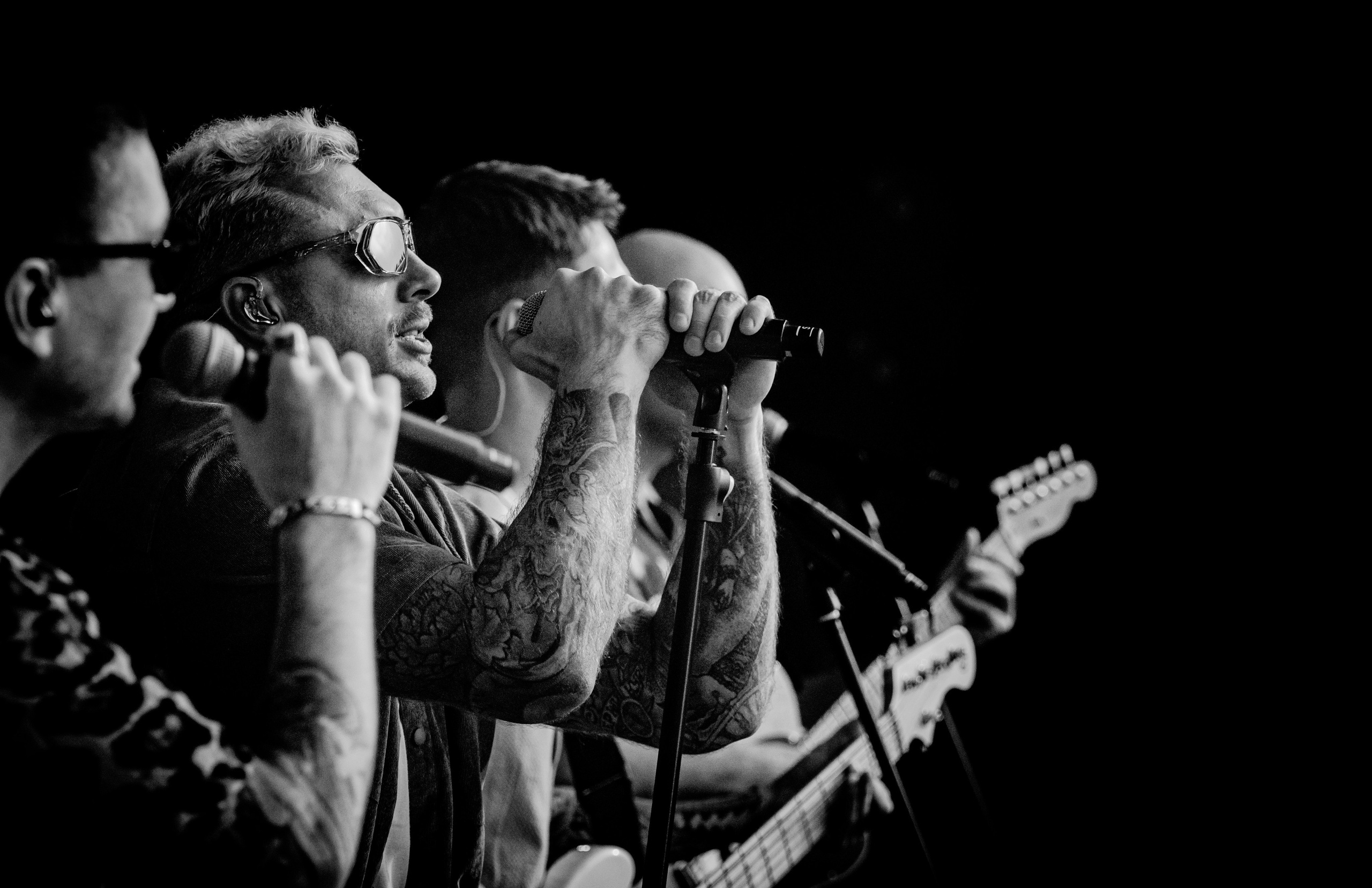 NE Cinema — backstage and reportage photography in cinema, music, Automotive and sport