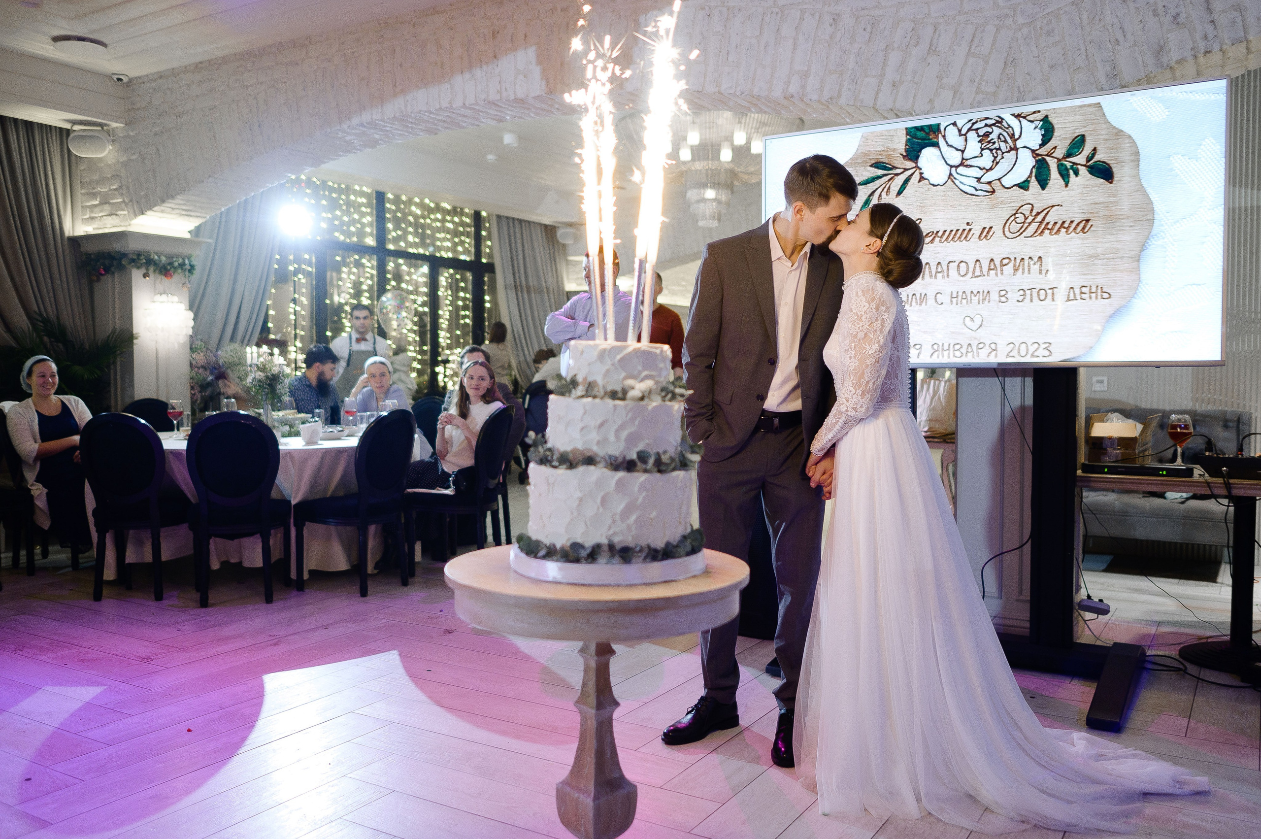 Свадебная фотосъемка в Санкт-Петербурге и Москве. Семейный и свадебный фотограф в Санкт-Петербурге Серафима Смирнова