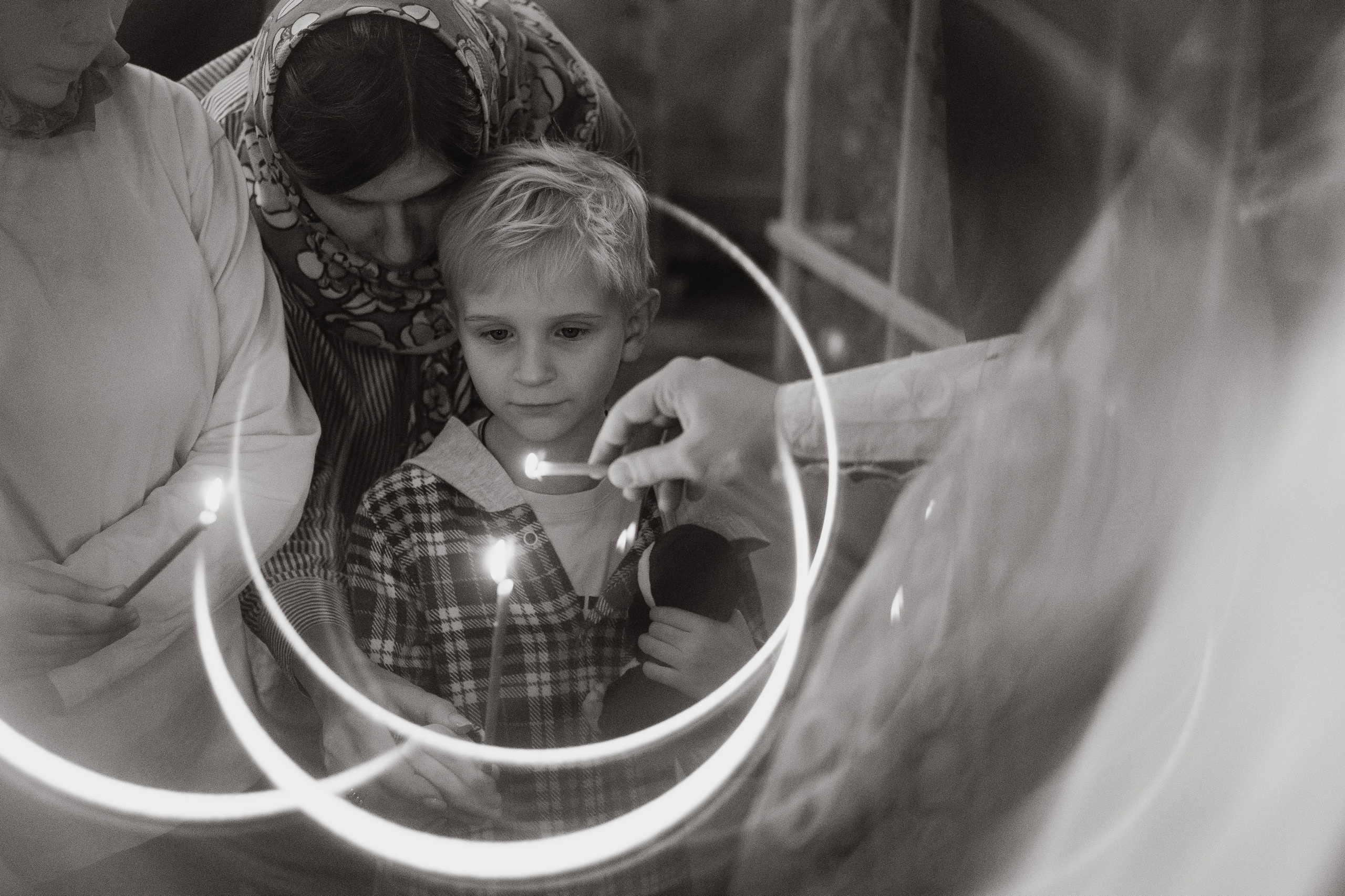 Таинство Крещения в Храм Иверской Божией матери Мичуринский проспект 68. Семейный, ньюборн фотограф, фотограф на роды в Москве, Виктория Тюльдюкова