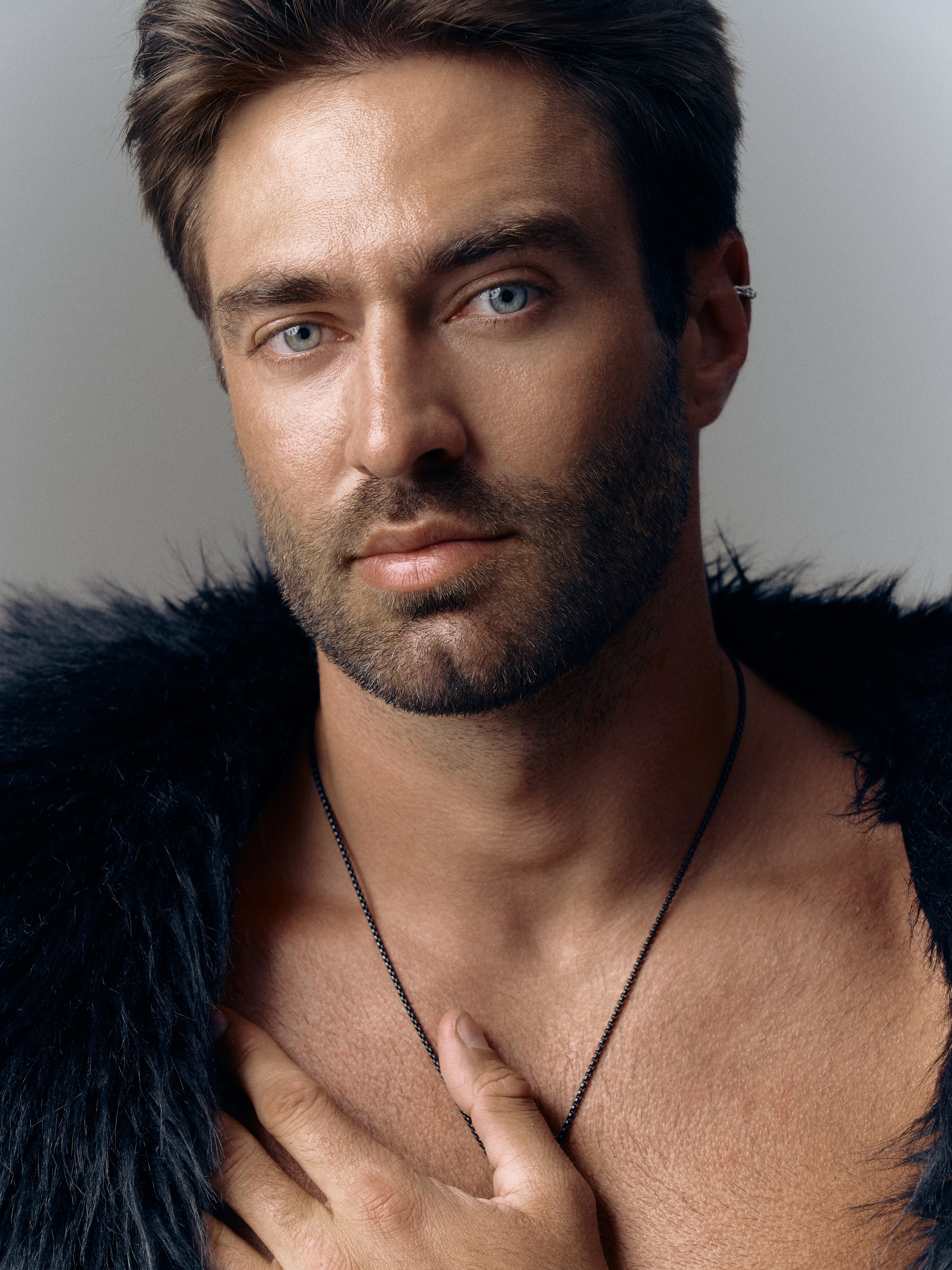 Кирилл. Кирилл Гольцберг | фотограф для брендов одежды и бизнеса