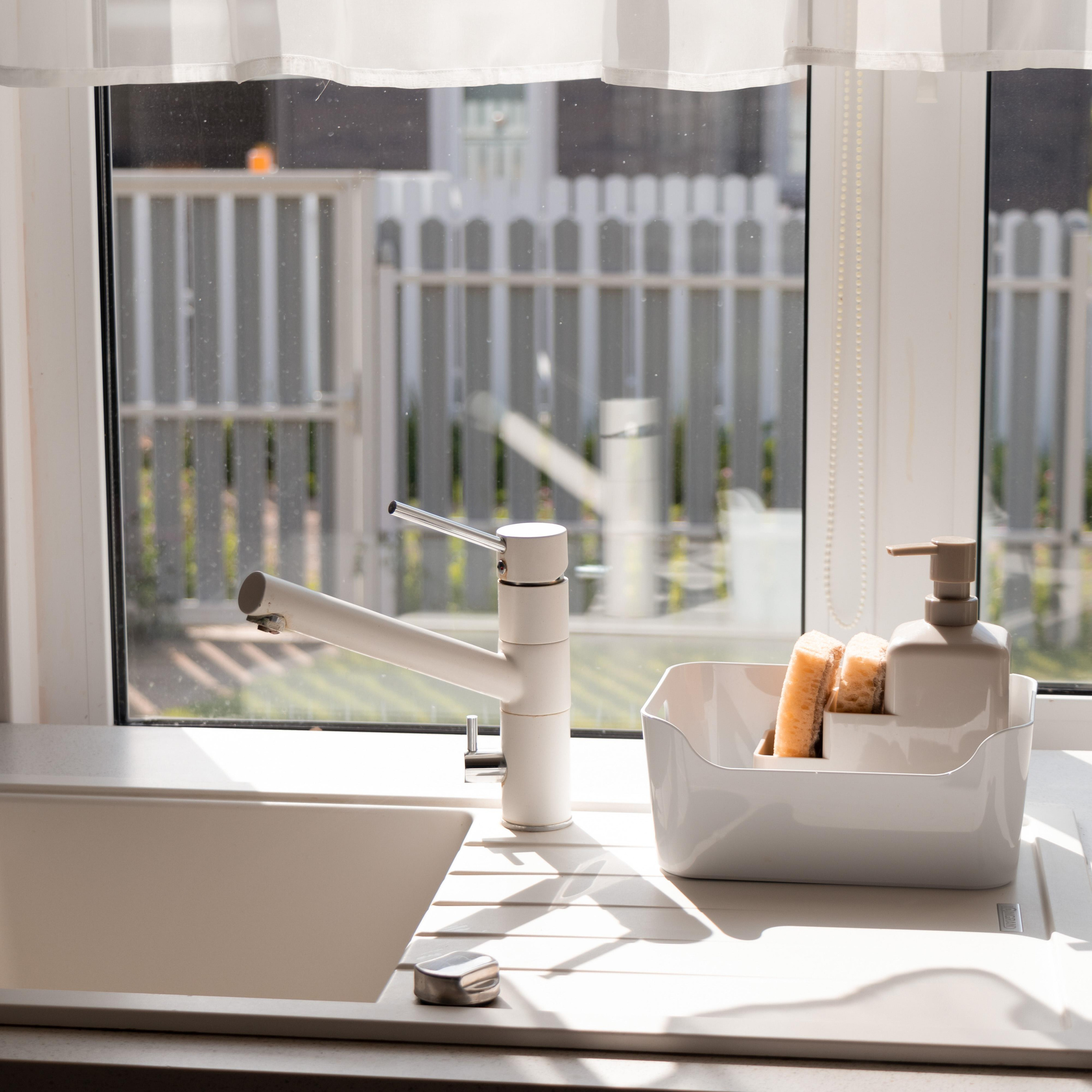 Организатор пространства Надежда. Лиза Кутанина — профессиональный семейный и портретный фотограф в Жуковском |Съемка в студии | Фотосессии в Жуковском и Раменском