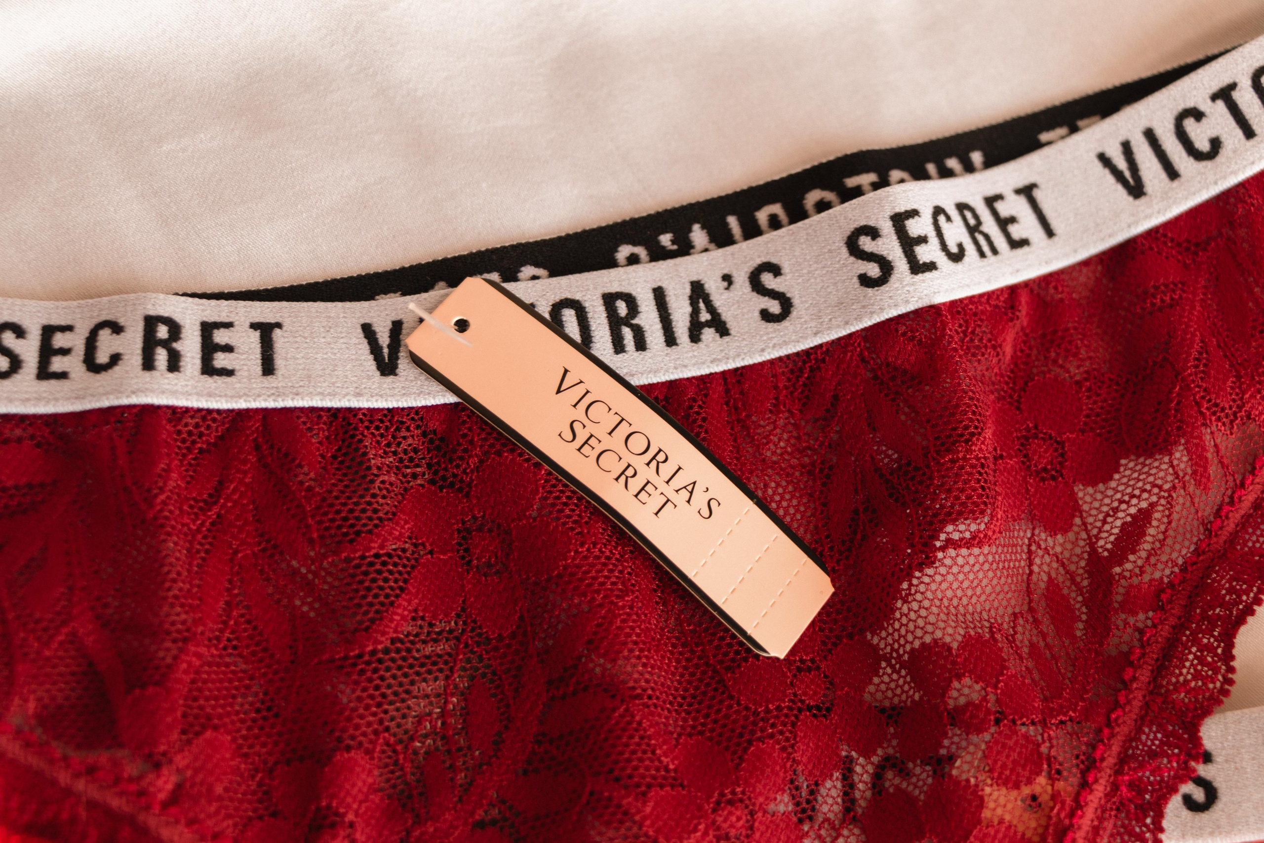 Магазин женского белья «Lingerie». Лиза Кутанина — семейный фотограф и фотограф беременных в Жуковском