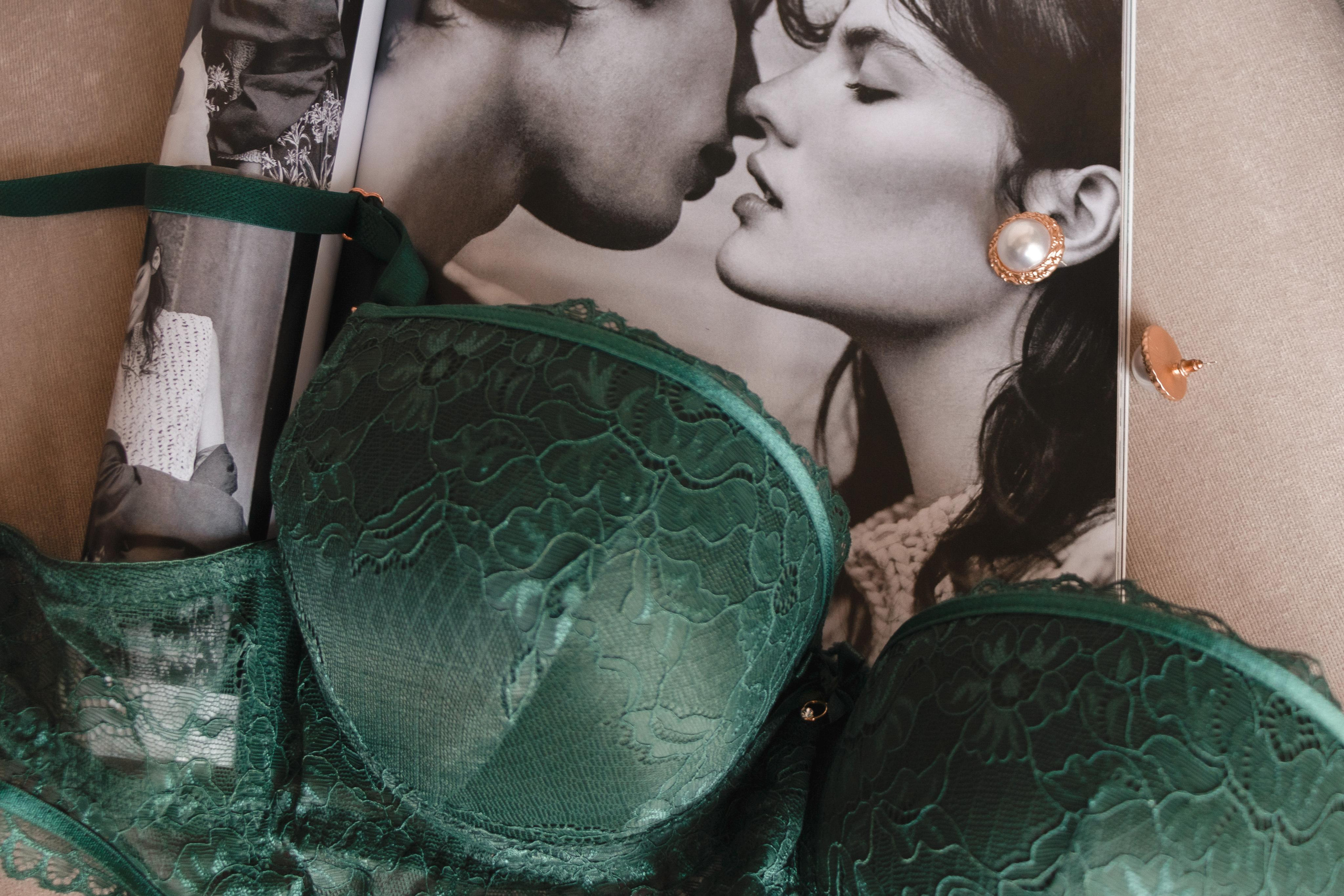 Магазин женского белья «Lingerie». Лиза Кутанина — семейный фотограф и фотограф беременных в Жуковском