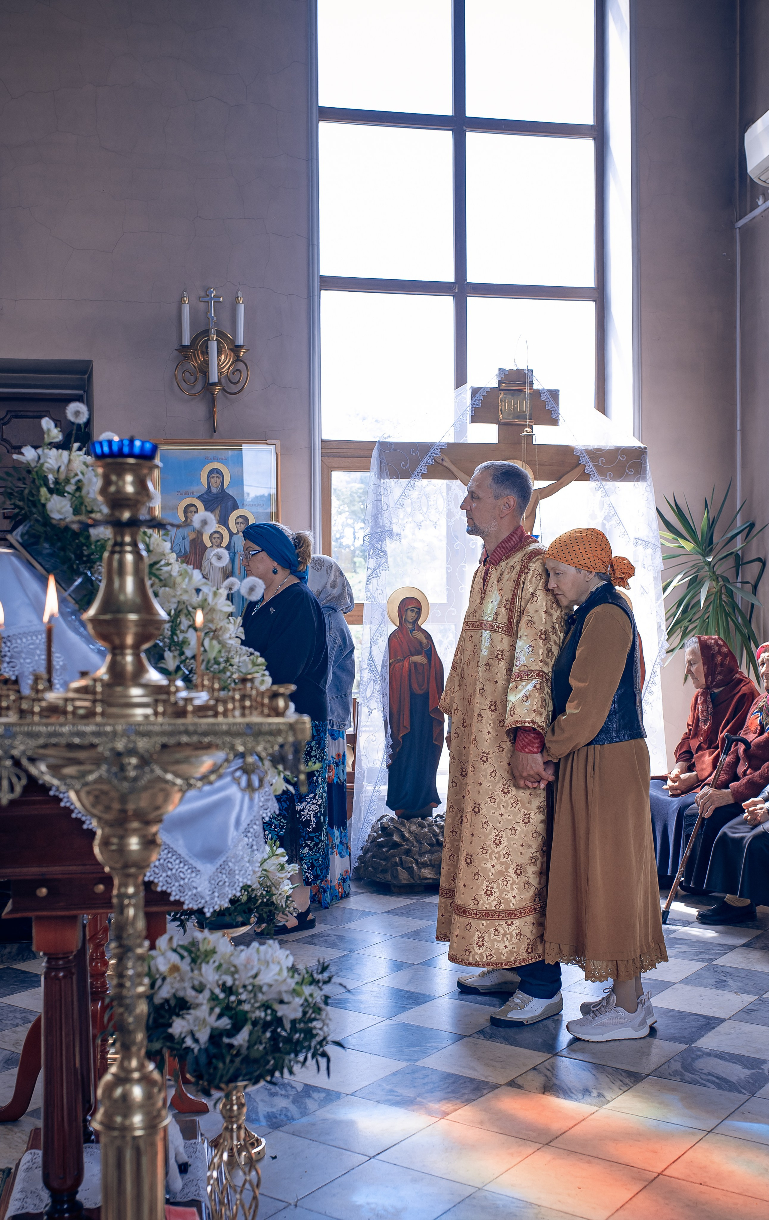 Воскресная служба в Рождественско-Николаевском храме. Фотографы крещения/венчания  Красноярск Татьяна и Вячеслав Переваловы