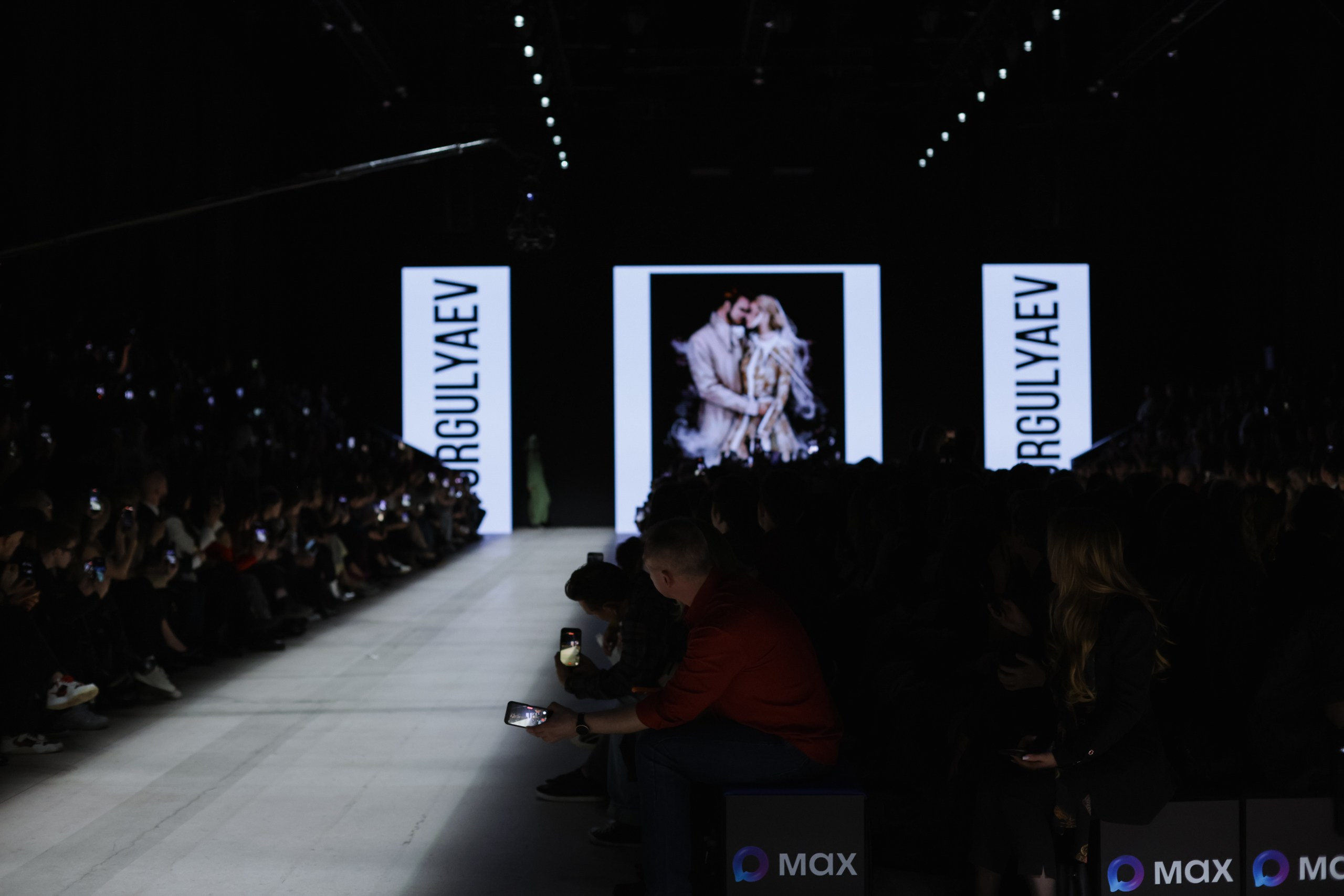 Показ IGOR GULYAEV — Moscow Fashion Week 19/03. Jane Kudryavtseva | MODEL PHOTO, PORTRAIT & EVENTS