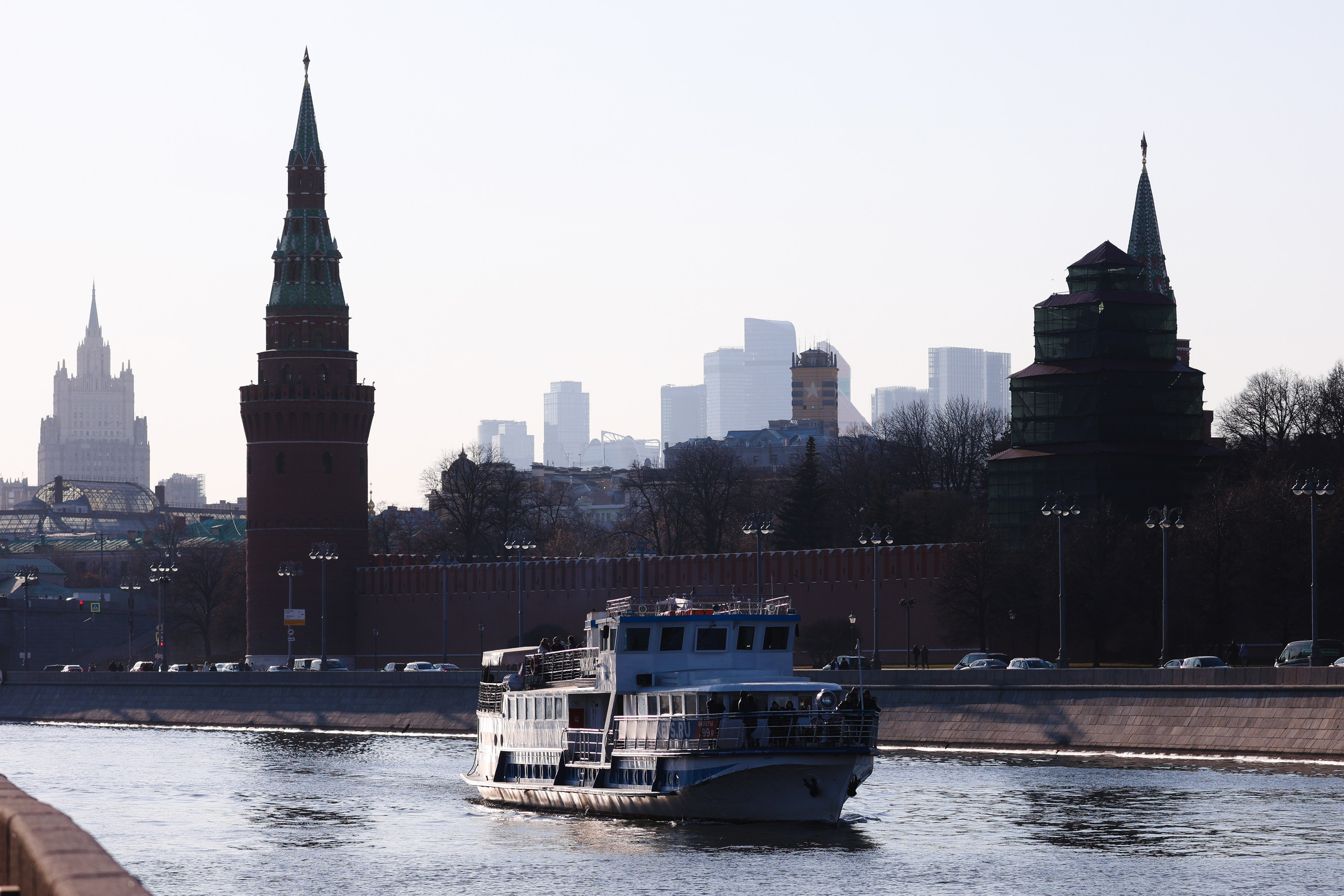 Город. Репортажный фотограф в Москве Арина Антонова