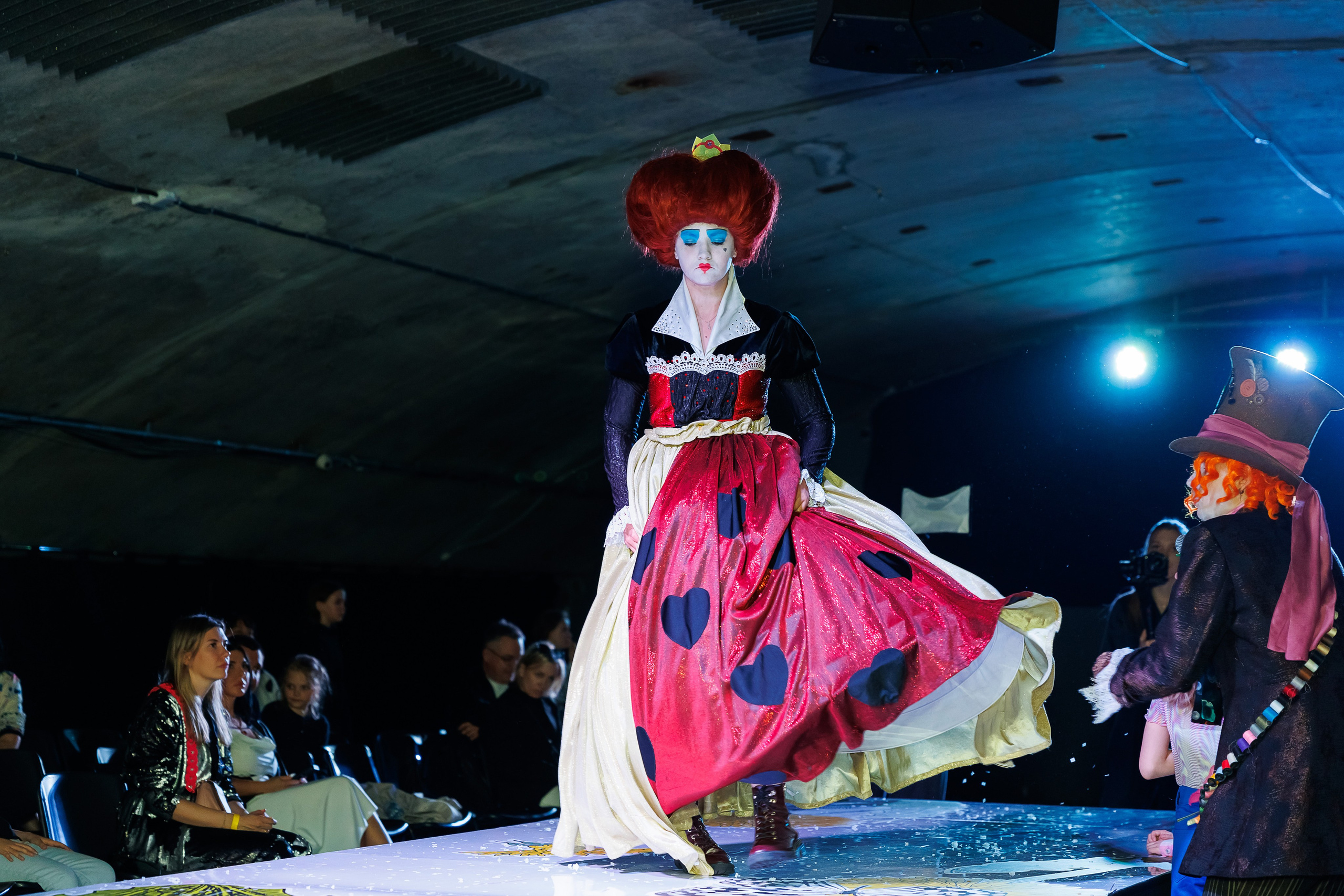 Показ Надежды Шибиной от журнала «Жираf». Фотограф Новосибирск — Наталья Гресь