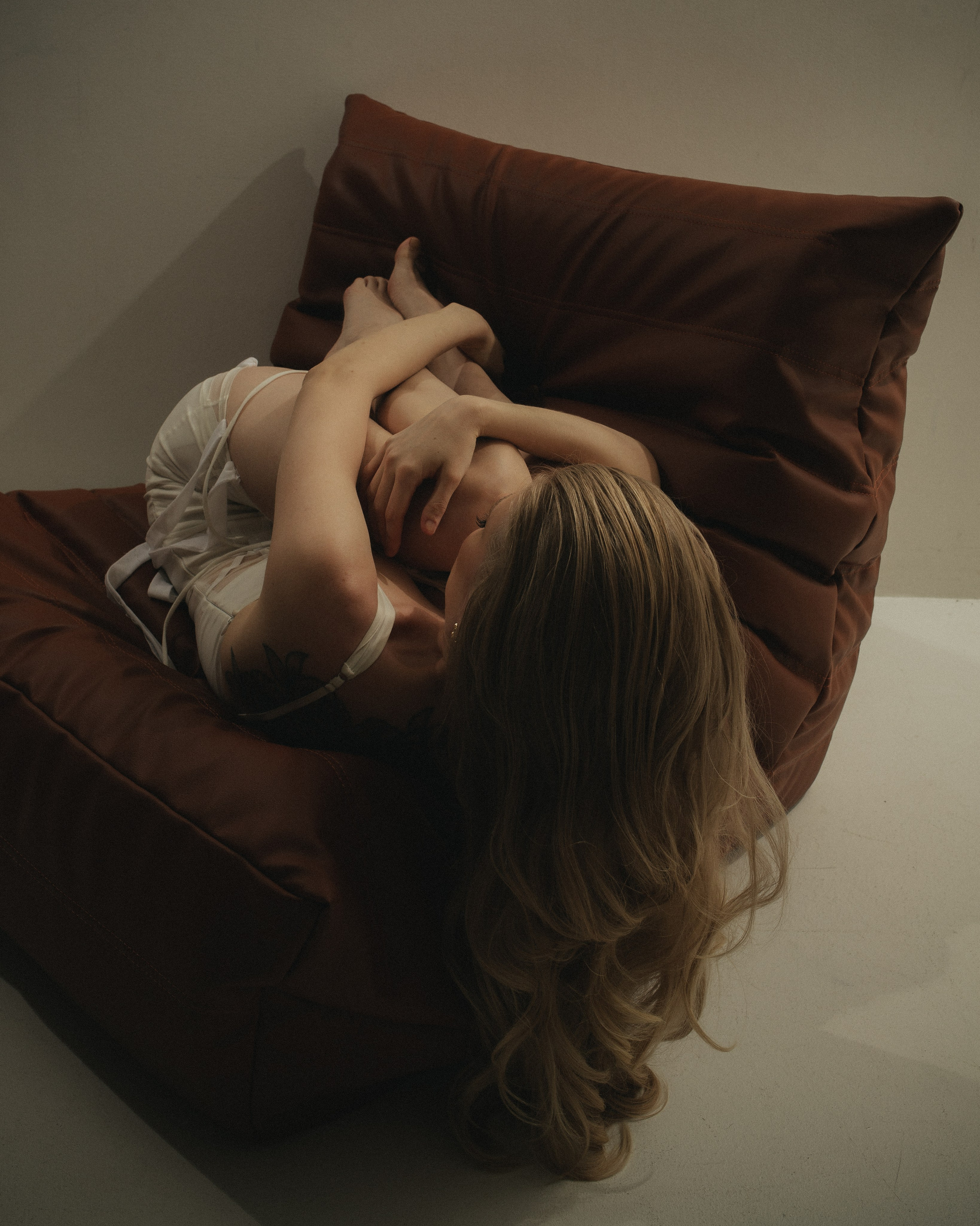 Александра. Фотограф в Москве и Сургуте Алла Лесовая. Снимаю каталог для брендов и индивидуальные портреты для людей