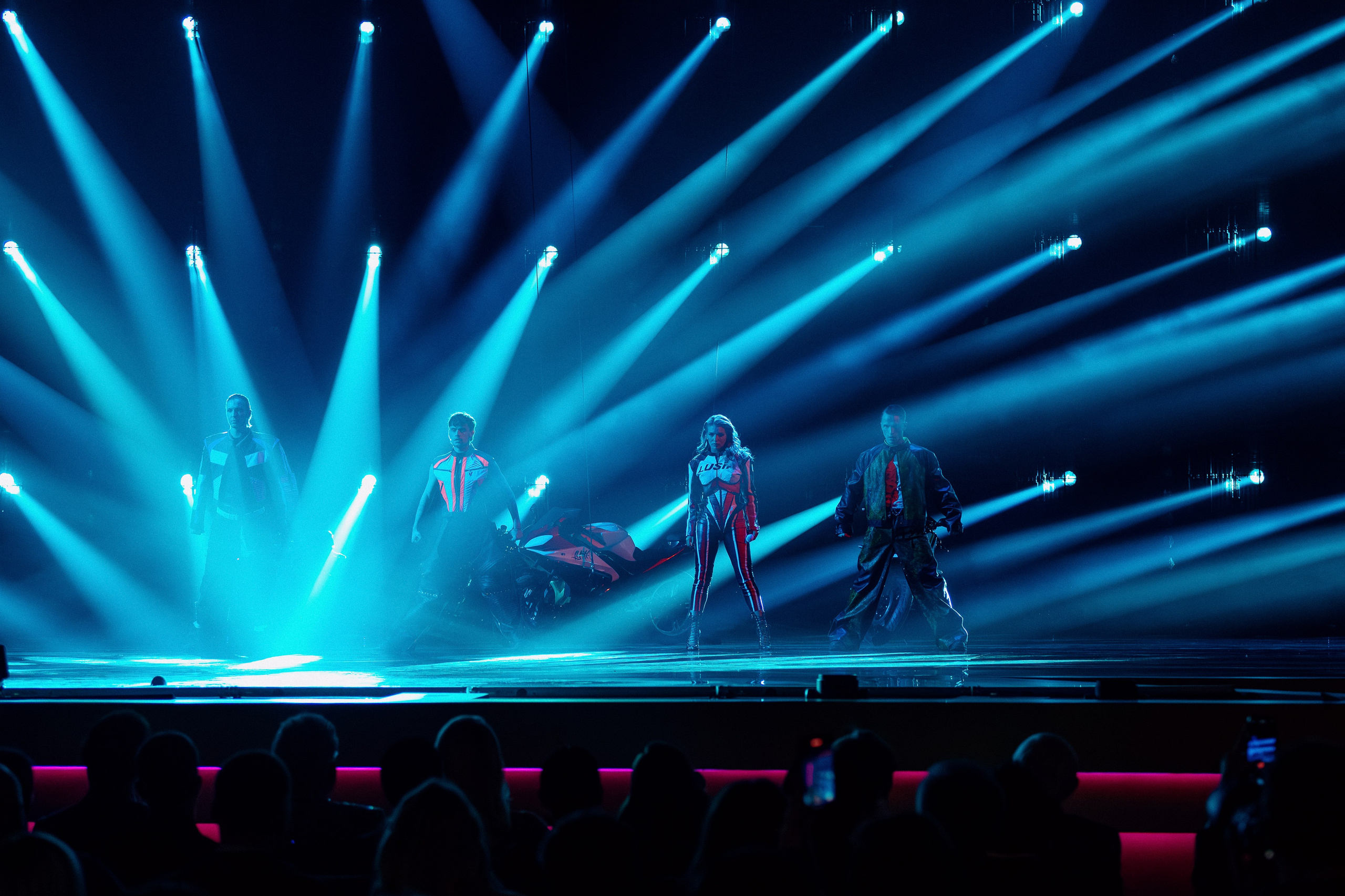 Премия Виктория 2025. Олег Левин — профессиональный концертный и бэкстейдж фотограф в Москве