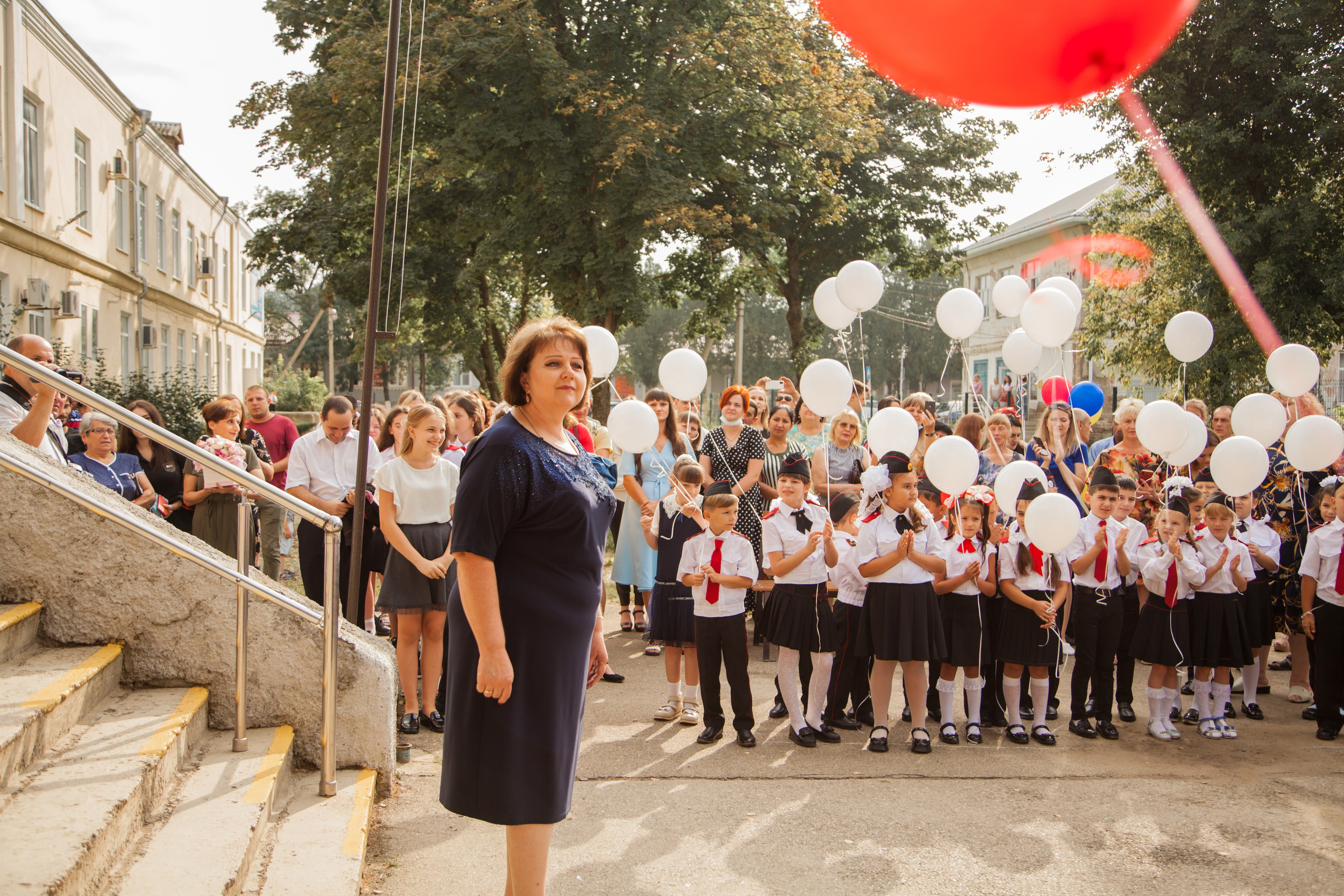 Линейка 1 сентября. Свадебный и семейный фотограф в Армавире