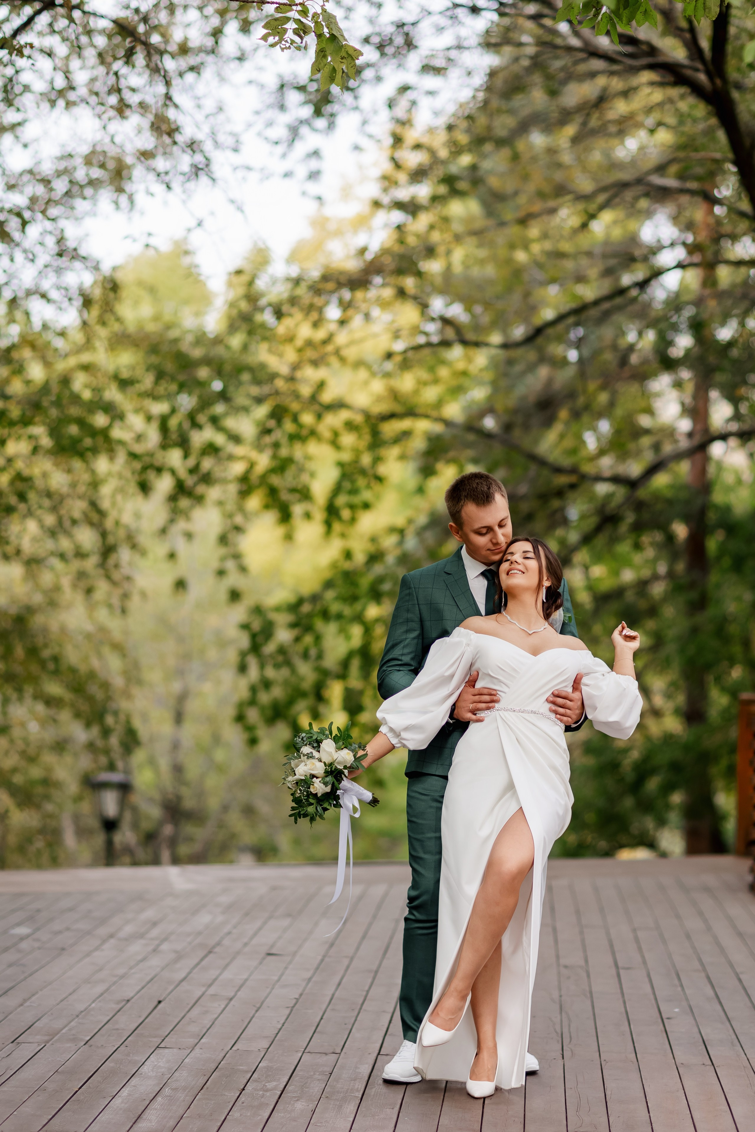 Олег и Юлия. Свадебная прогулка. Свадебный фотограф в Хабаровске
