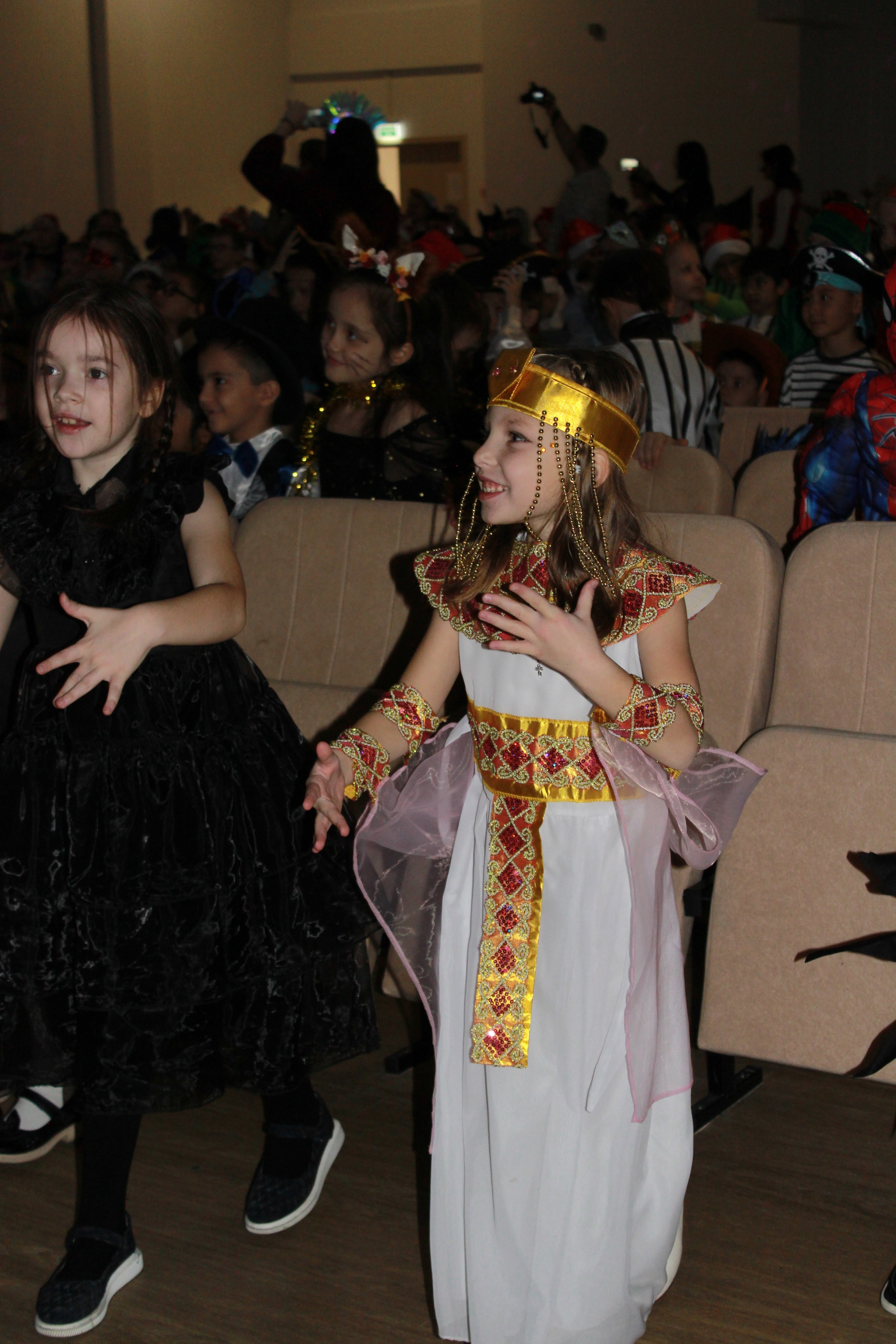 Праздники, мероприятия (Новогодний карнавал 2024-2025). Портфолио