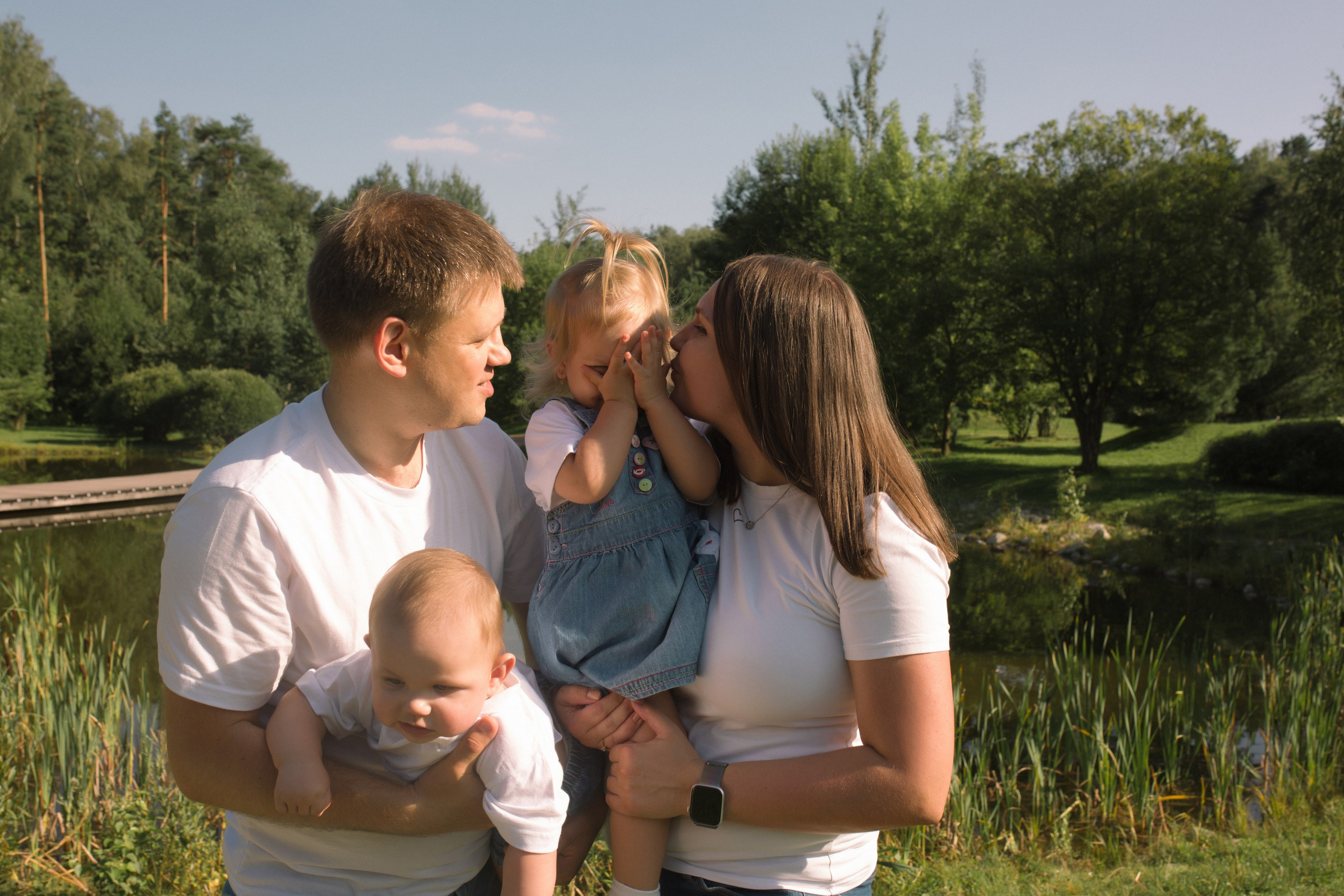 фотограф на фотосессию в парке