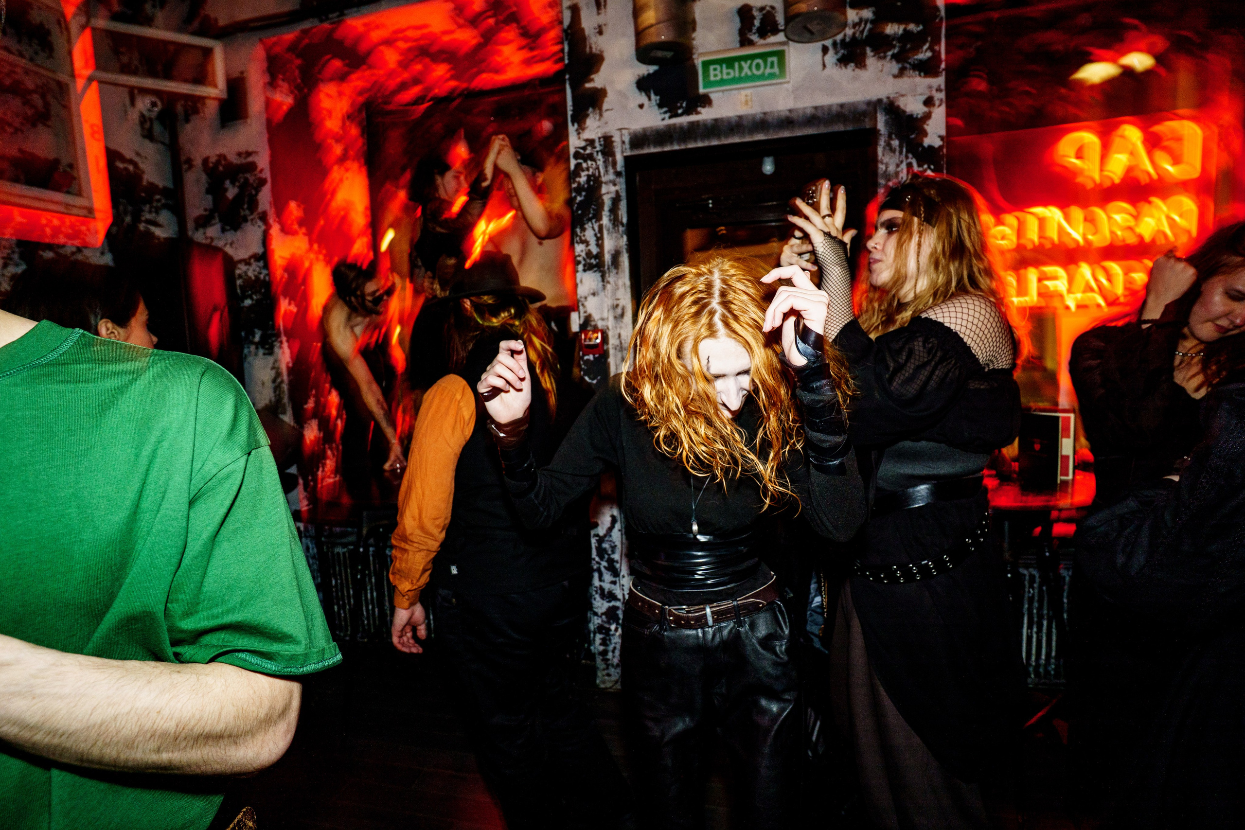 Halloween party. Бар разбитых сердец. Концертный и репортажный фотограф в Санкт-Петербурге Слава Пахомов