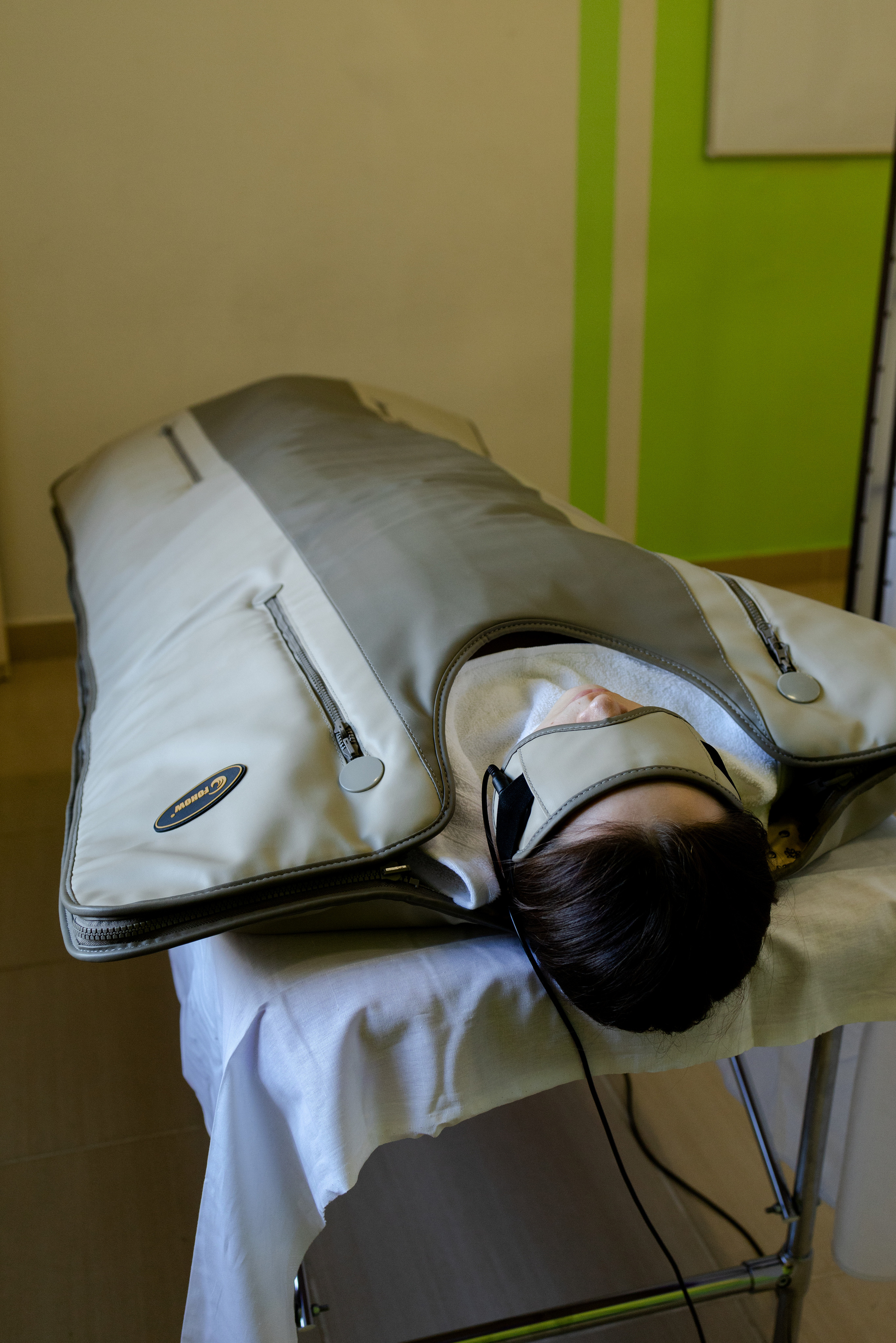 Айжана. Электромассаж. Портретная и индивидуальная фотосъёмка в Граце и Тюмени