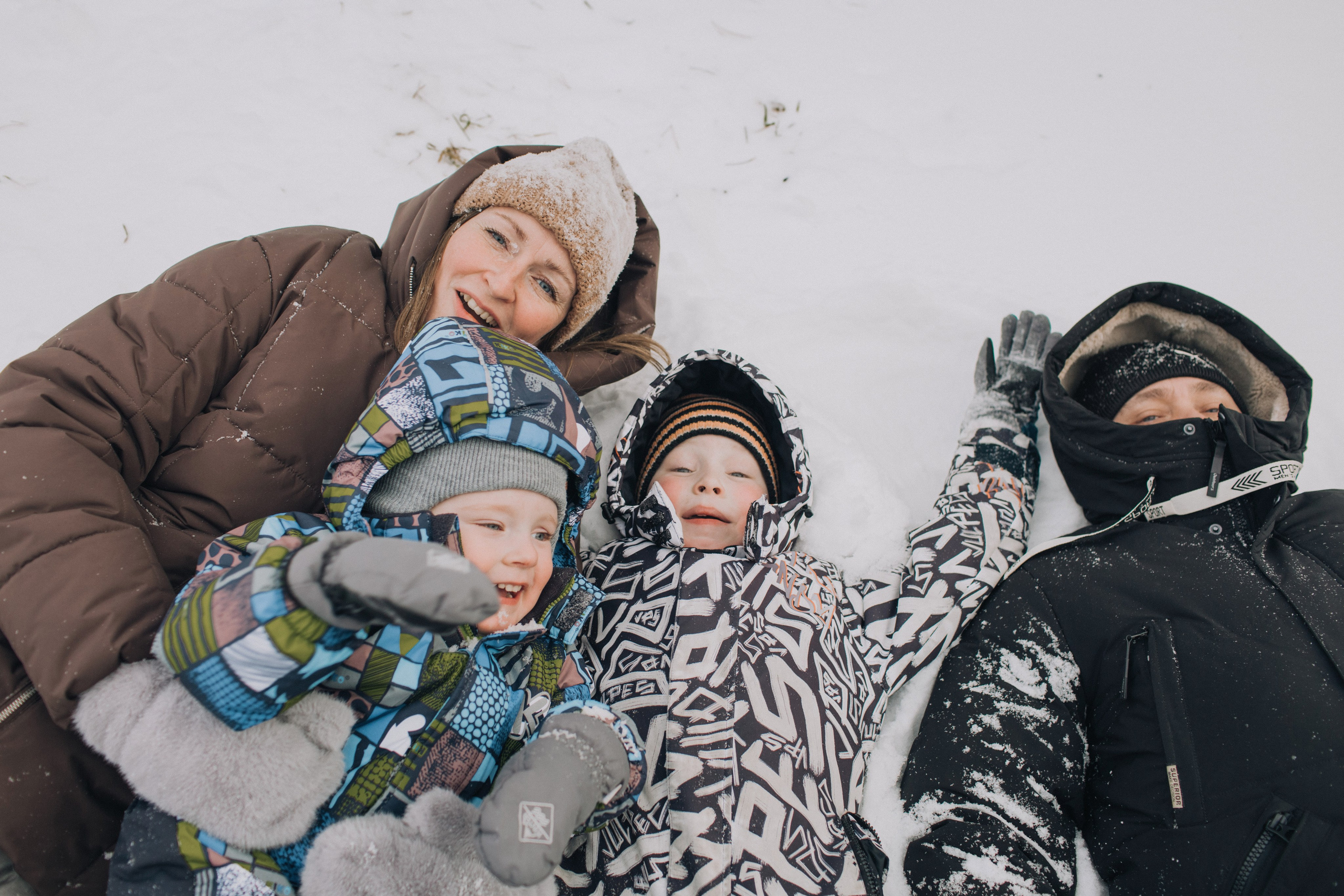 Женечка с семьей. Дачная история. Семейный фотограф Томск
