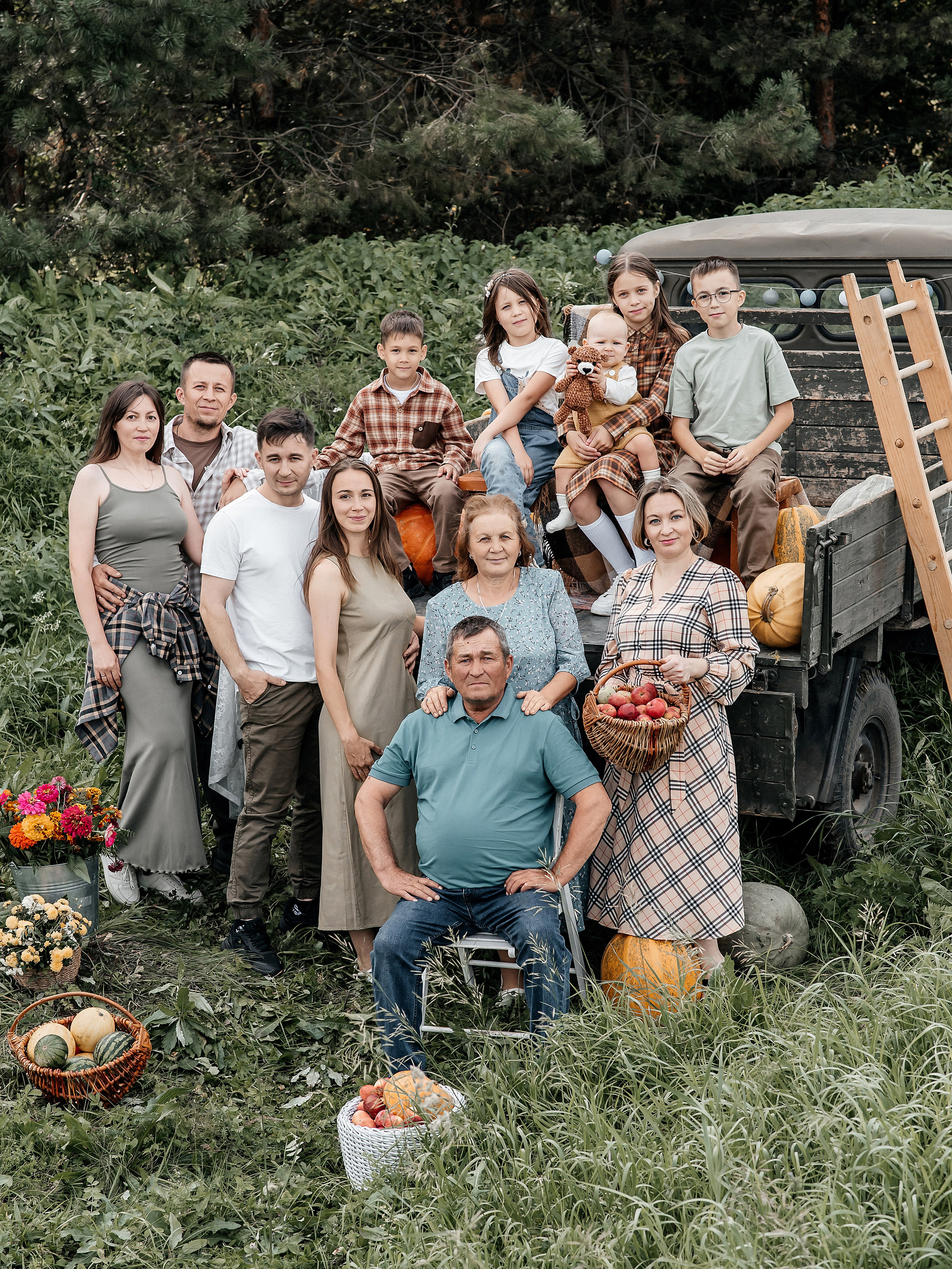 Семейные фотосессии больших семей. Фотограф Лилия Арсланова Уфа Стерлитамак. Свадебные и семейные фотосесссии