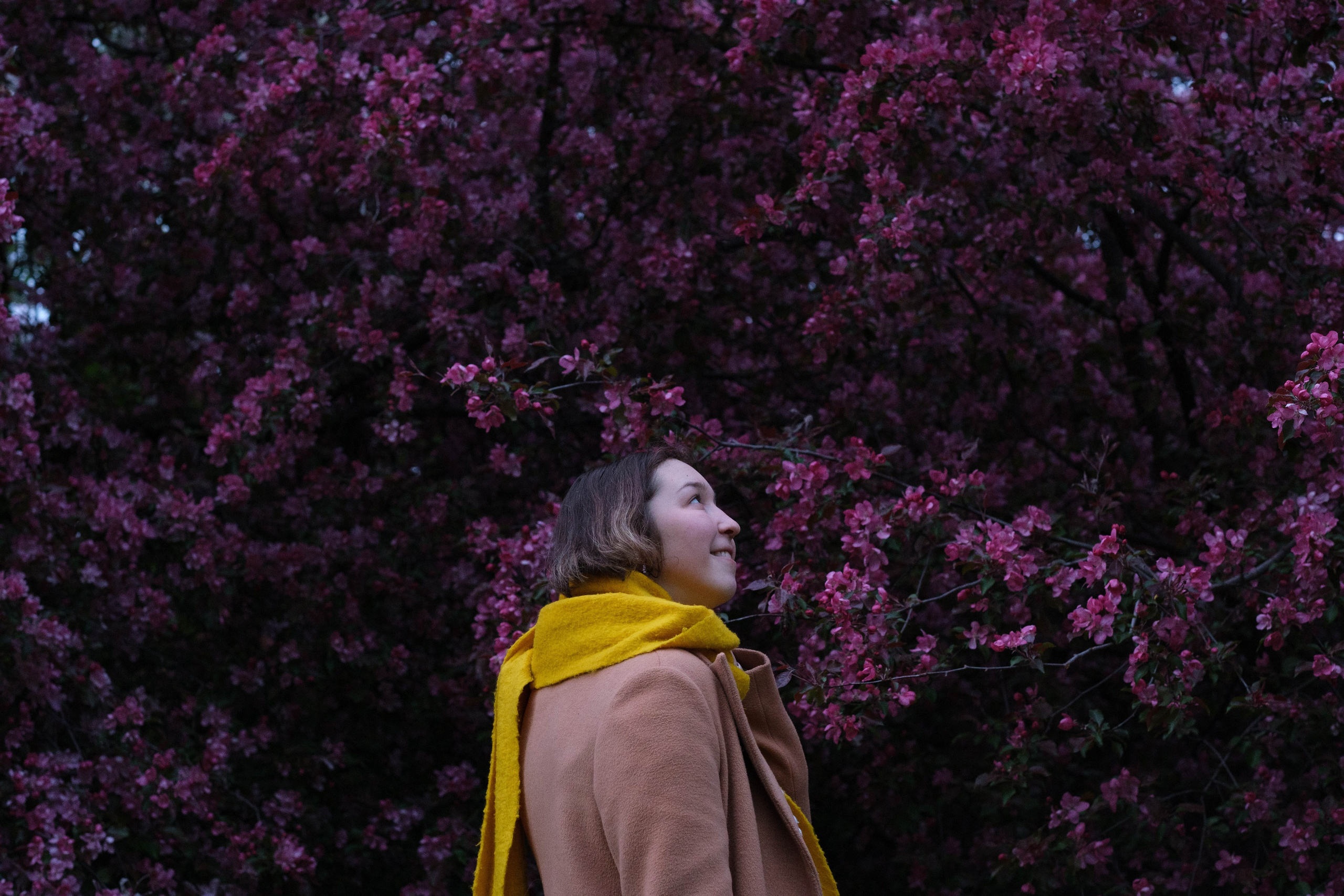 Александра в цветах. Фотограф Диана Иремадзе