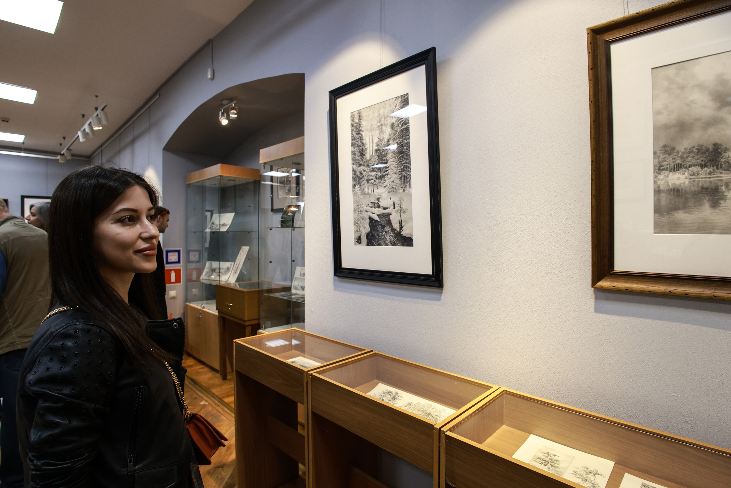 ГРАФИЧЕСКИЙ ВАВИЛОН Геннадия Овчаренко. Reportage, architectural, fine art photographer Lena Melnikova in Moscow