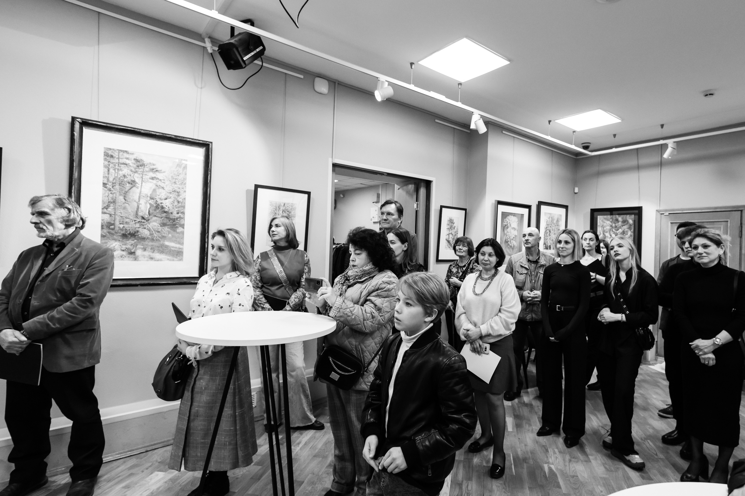 ГРАФИЧЕСКИЙ ВАВИЛОН Геннадия Овчаренко. Reportage, architectural, fine art photographer Lena Melnikova in Moscow