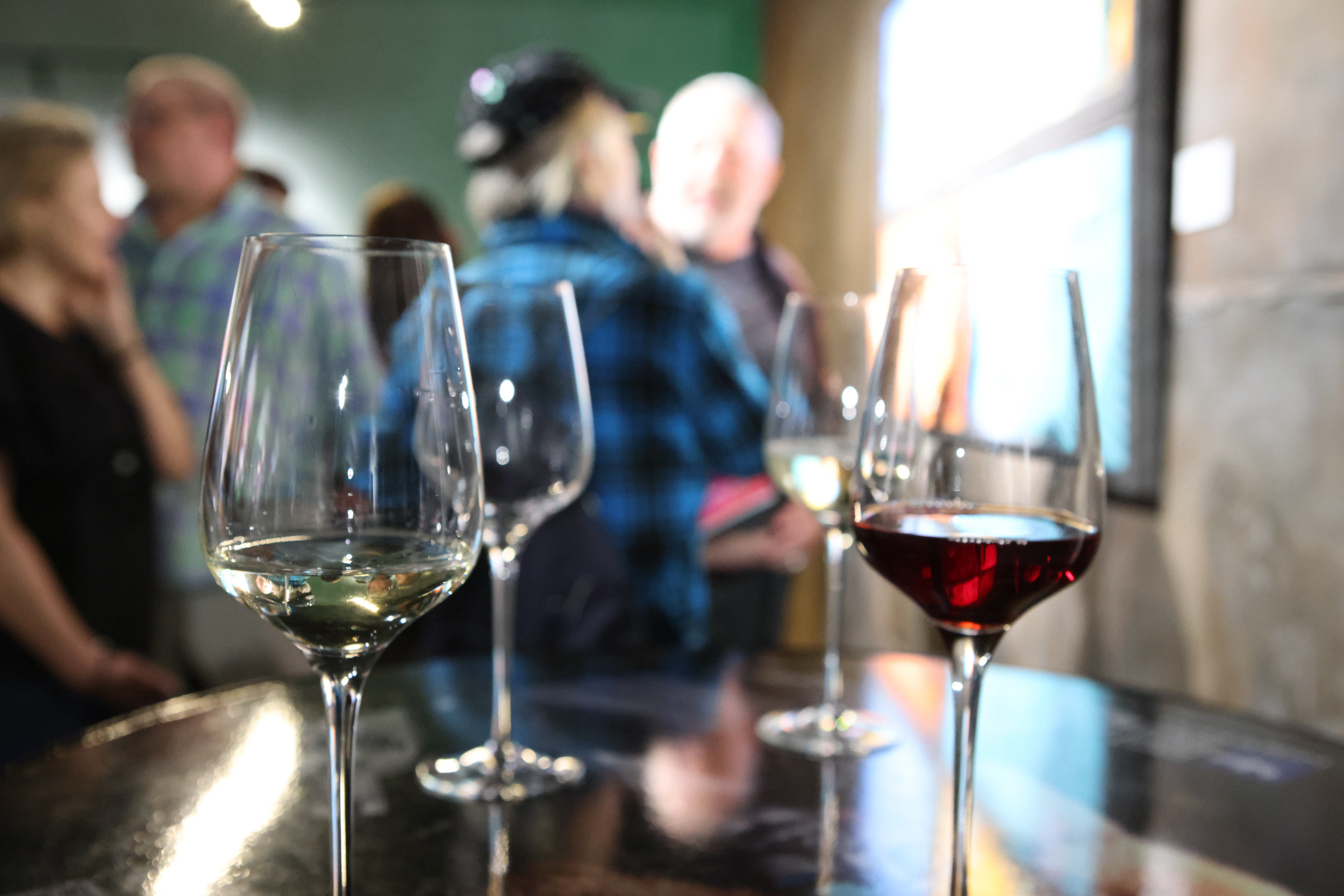 Художественная выставка Артели " ПОЛНЫЙ БРЮТ 66» в галерее ARTMAISON. Reportage, architectural, fine art photographer Lena Melnikova in Moscow