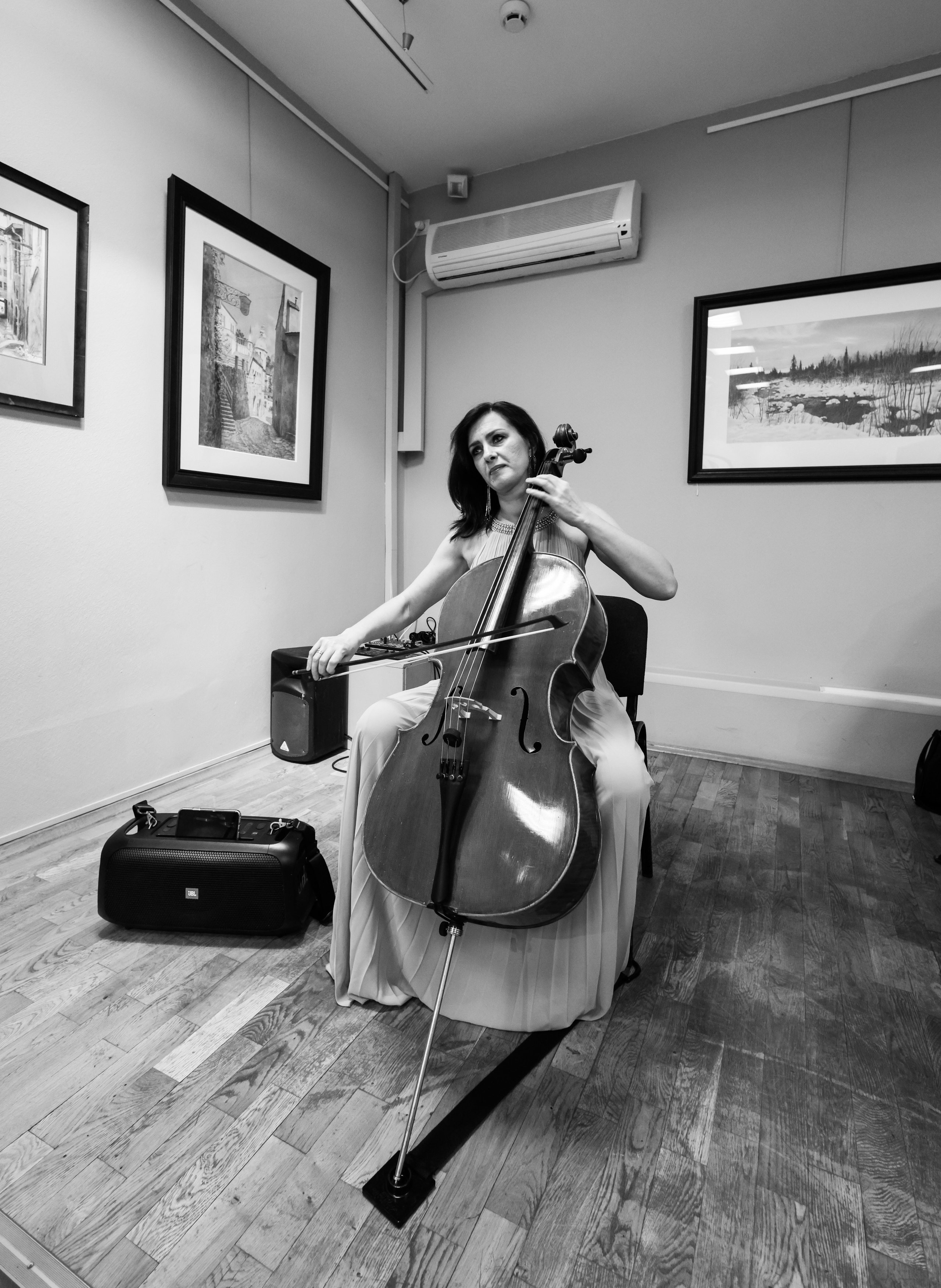 ГРАФИЧЕСКИЙ ВАВИЛОН Геннадия Овчаренко. Reportage, architectural, fine art photographer Lena Melnikova in Moscow