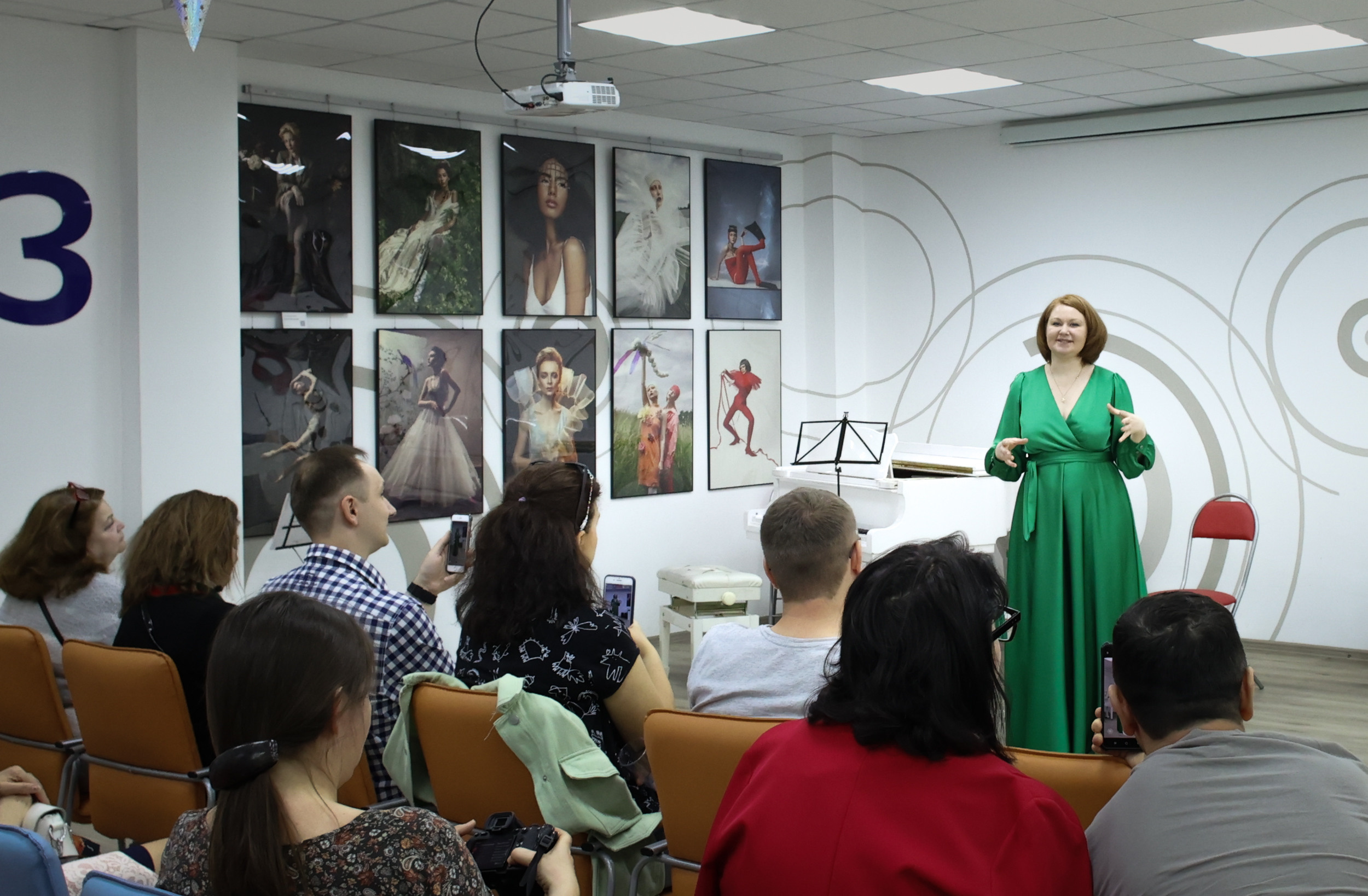 ПРО АНТУРАЖ 5 этапов. Репортажный, архитектурный, театральный и файн-арт фотограф Лена Мельникова в Москве