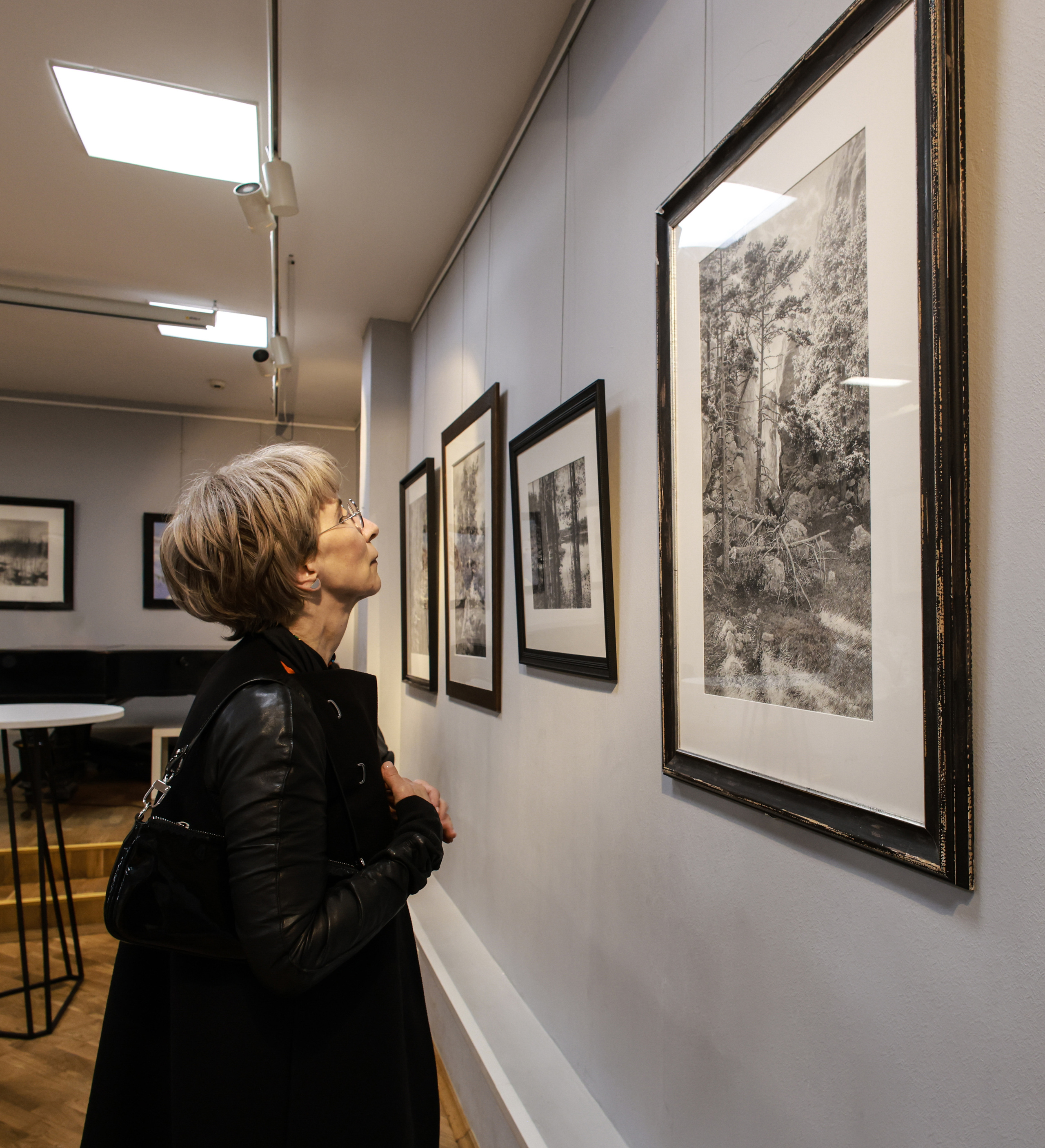 ГРАФИЧЕСКИЙ ВАВИЛОН Геннадия Овчаренко. Reportage, architectural, fine art photographer Lena Melnikova in Moscow