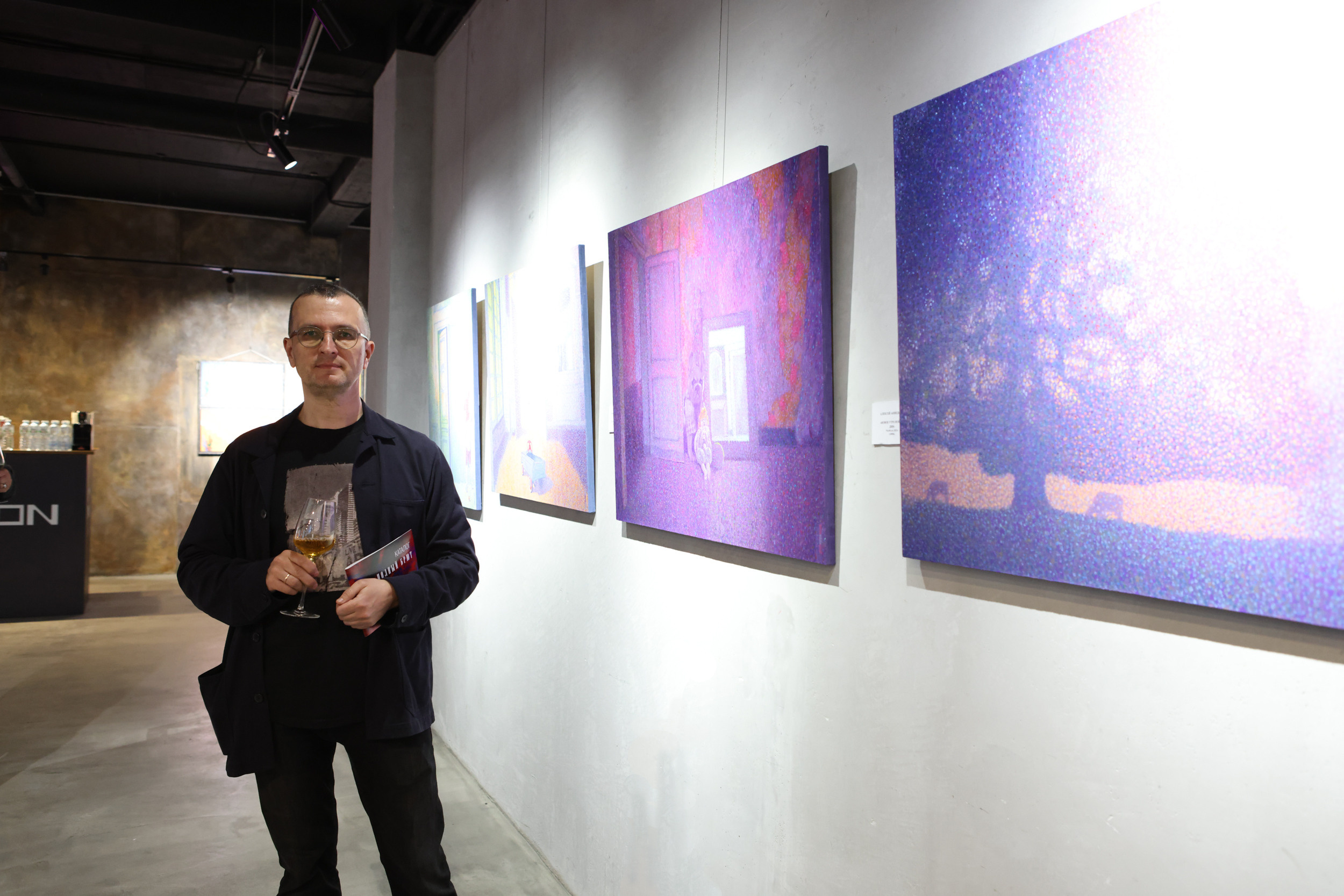 Художественная выставка Артели " ПОЛНЫЙ БРЮТ 66» в галерее ARTMAISON. Reportage, architectural, fine art photographer Lena Melnikova in Moscow