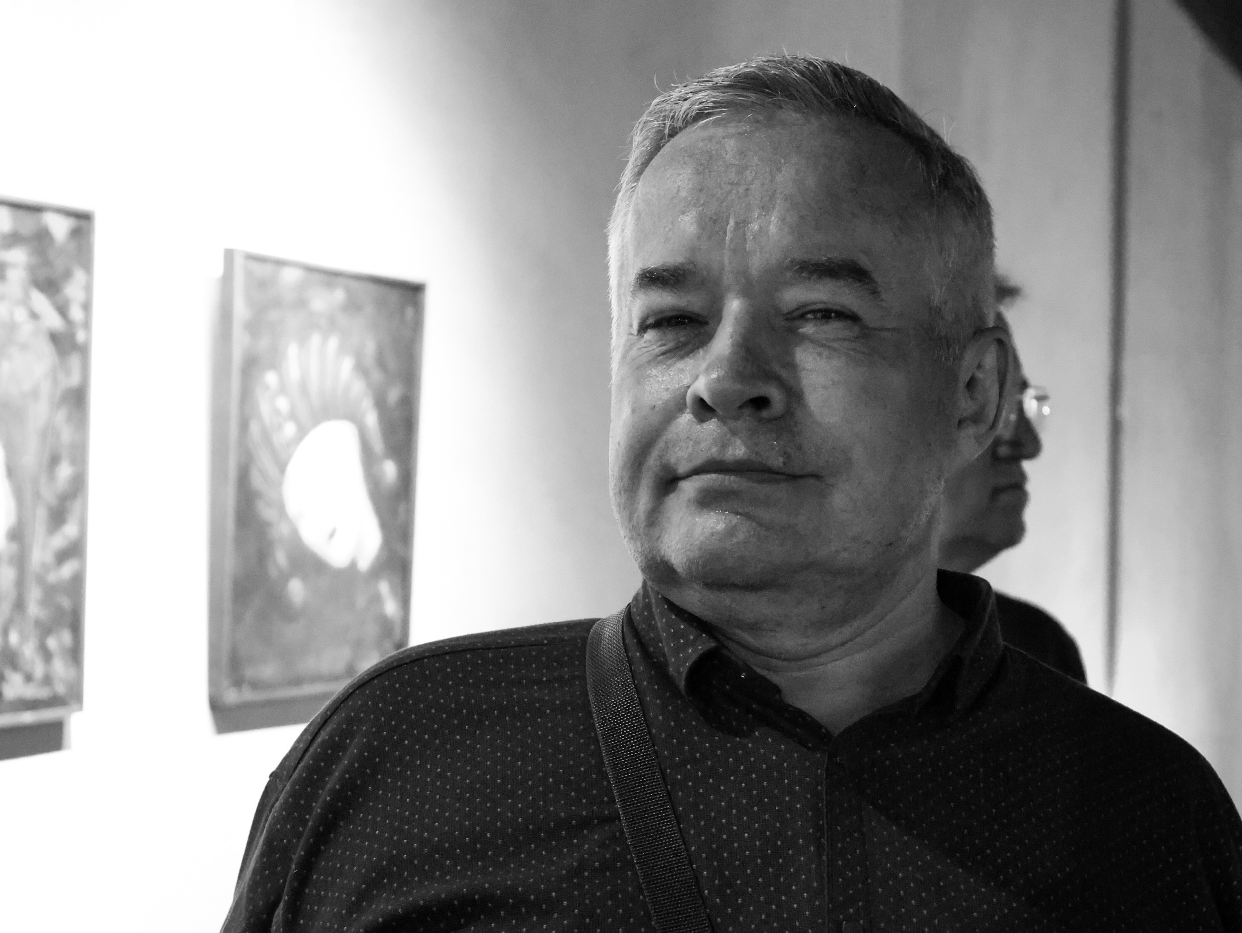 Художественная выставка Артели " ПОЛНЫЙ БРЮТ 66» в галерее ARTMAISON. Reportage, architectural, fine art photographer Lena Melnikova in Moscow