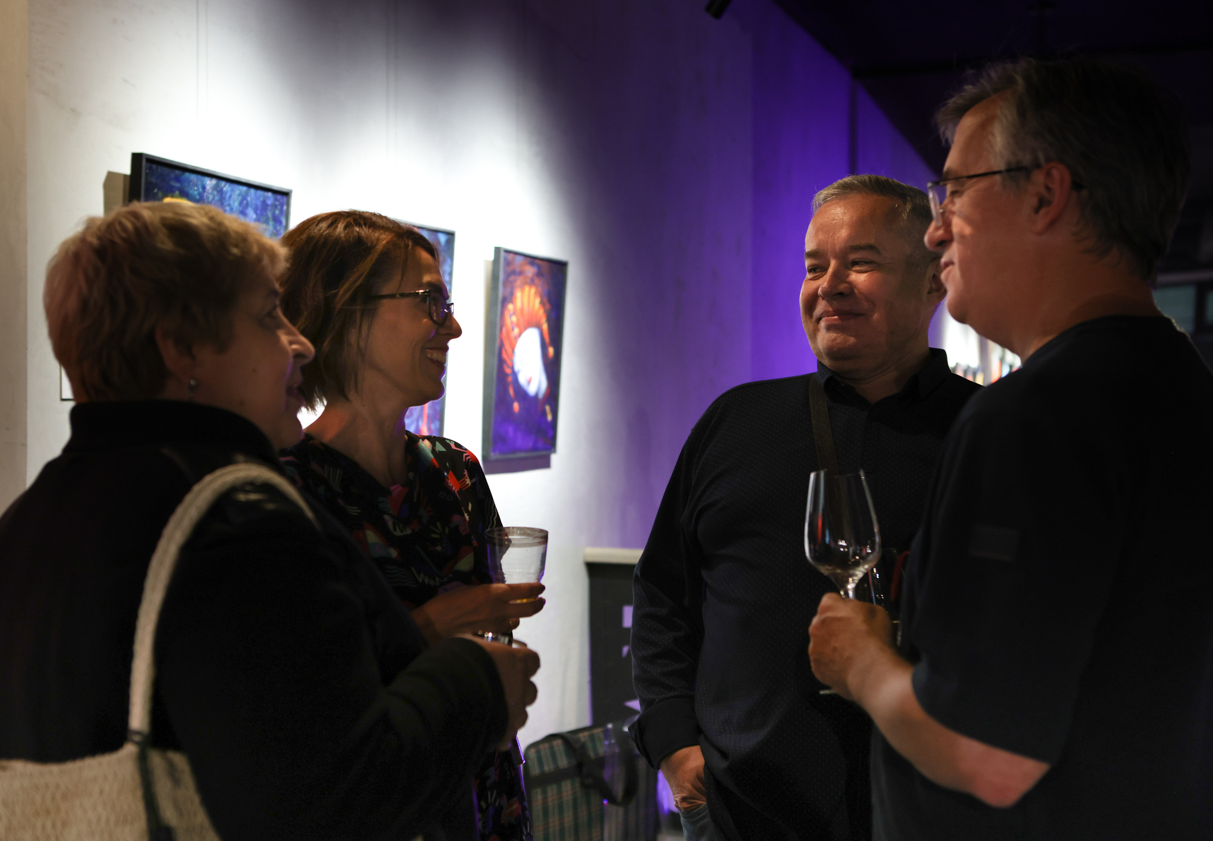 Художественная выставка Артели " ПОЛНЫЙ БРЮТ 66» в галерее ARTMAISON. Reportage, architectural, fine art photographer Lena Melnikova in Moscow