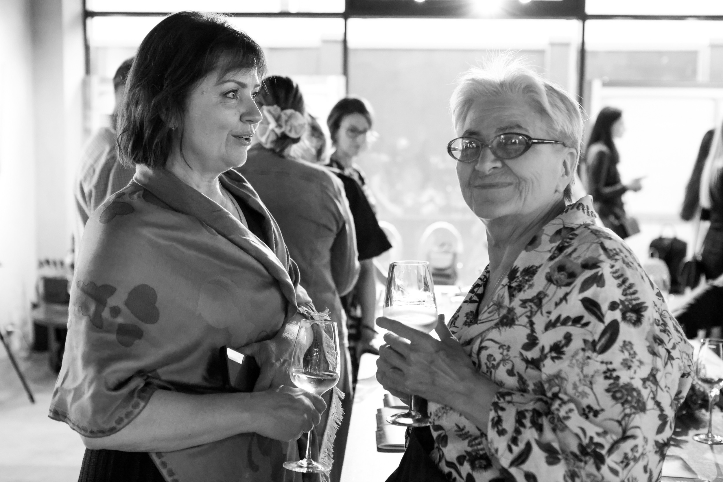 Художественная выставка Артели " ПОЛНЫЙ БРЮТ 66» в галерее ARTMAISON. Reportage, architectural, fine art photographer Lena Melnikova in Moscow