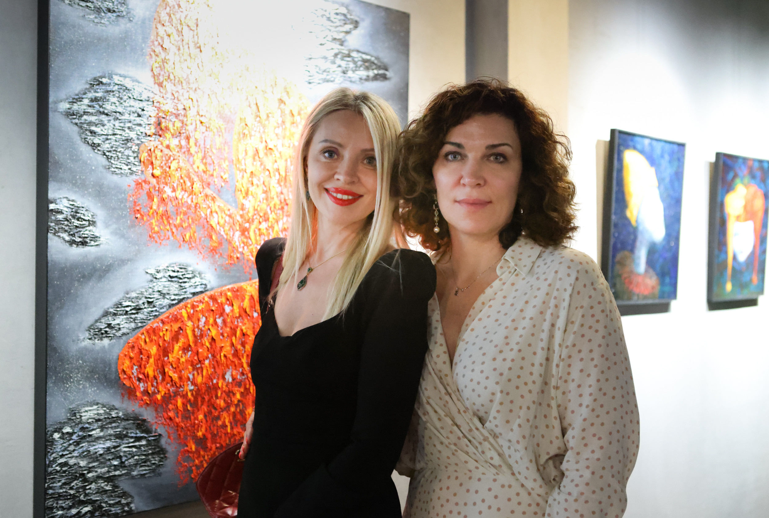 Художественная выставка Артели " ПОЛНЫЙ БРЮТ 66» в галерее ARTMAISON. Reportage, architectural, fine art photographer Lena Melnikova in Moscow