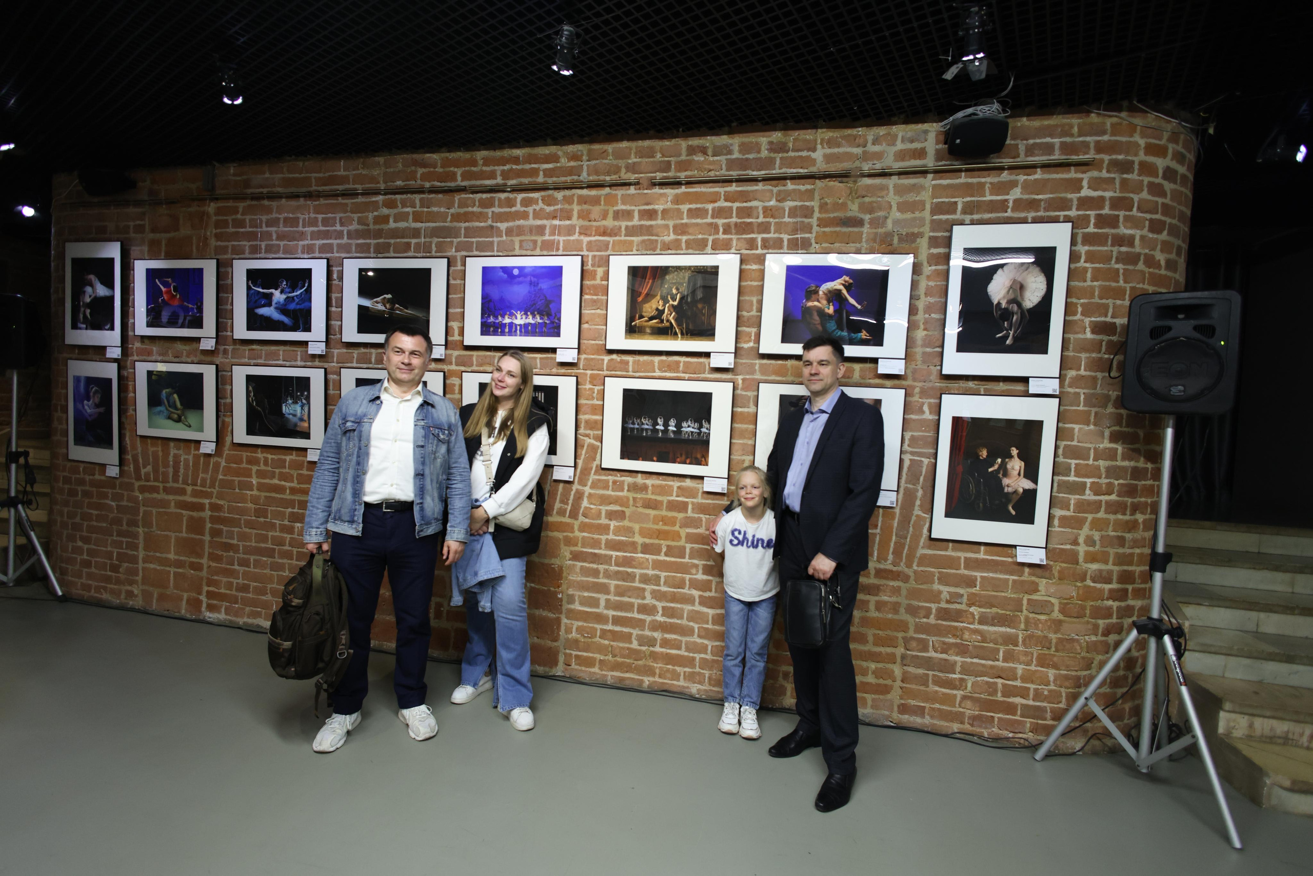 БАЛЕТ В ФОТОГРАФИЯХ.Стихи, написанные телом. Reportage, architectural, fine art photographer Lena Melnikova in Moscow