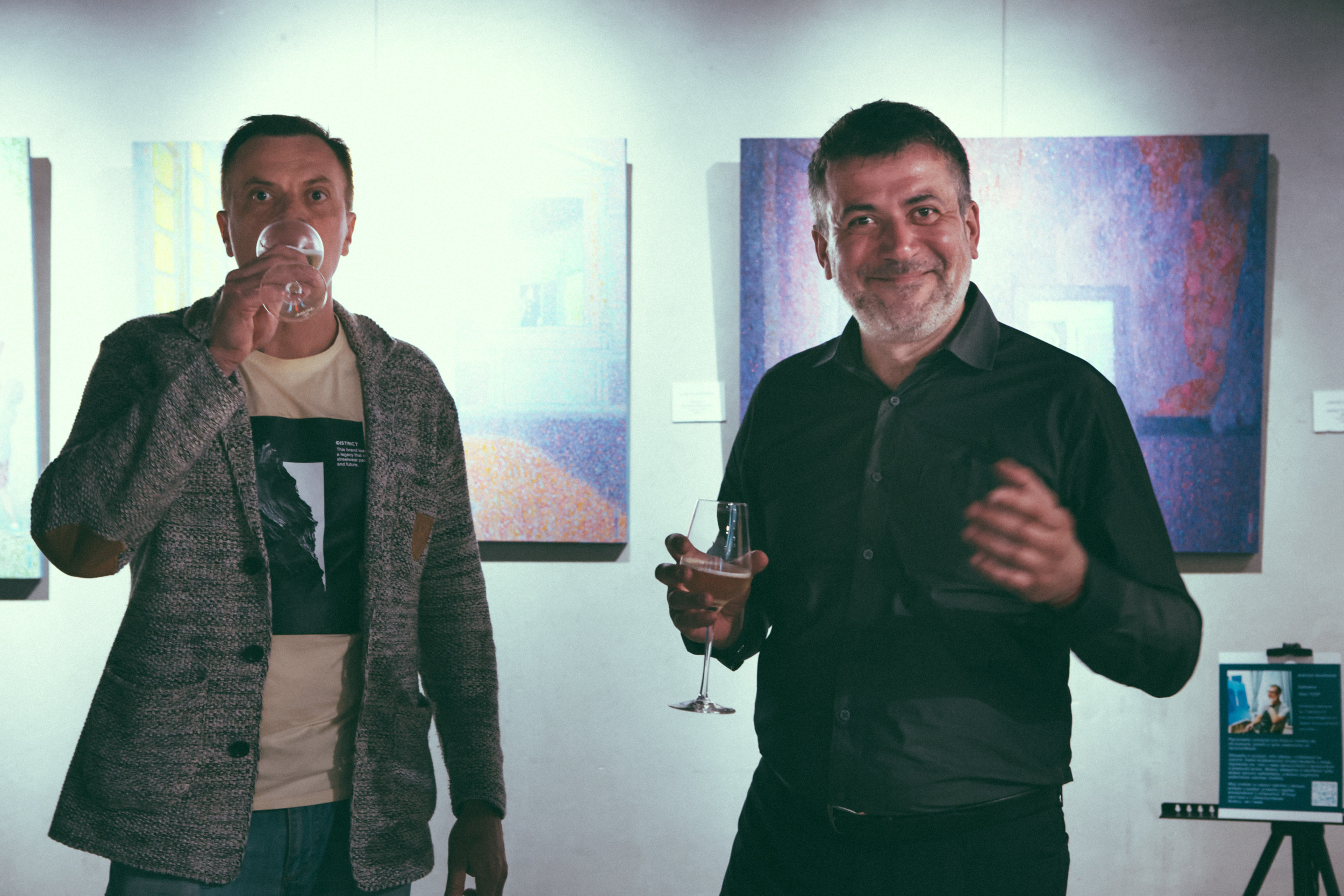 Художественная выставка Артели " ПОЛНЫЙ БРЮТ 66» в галерее ARTMAISON. Reportage, architectural, fine art photographer Lena Melnikova in Moscow