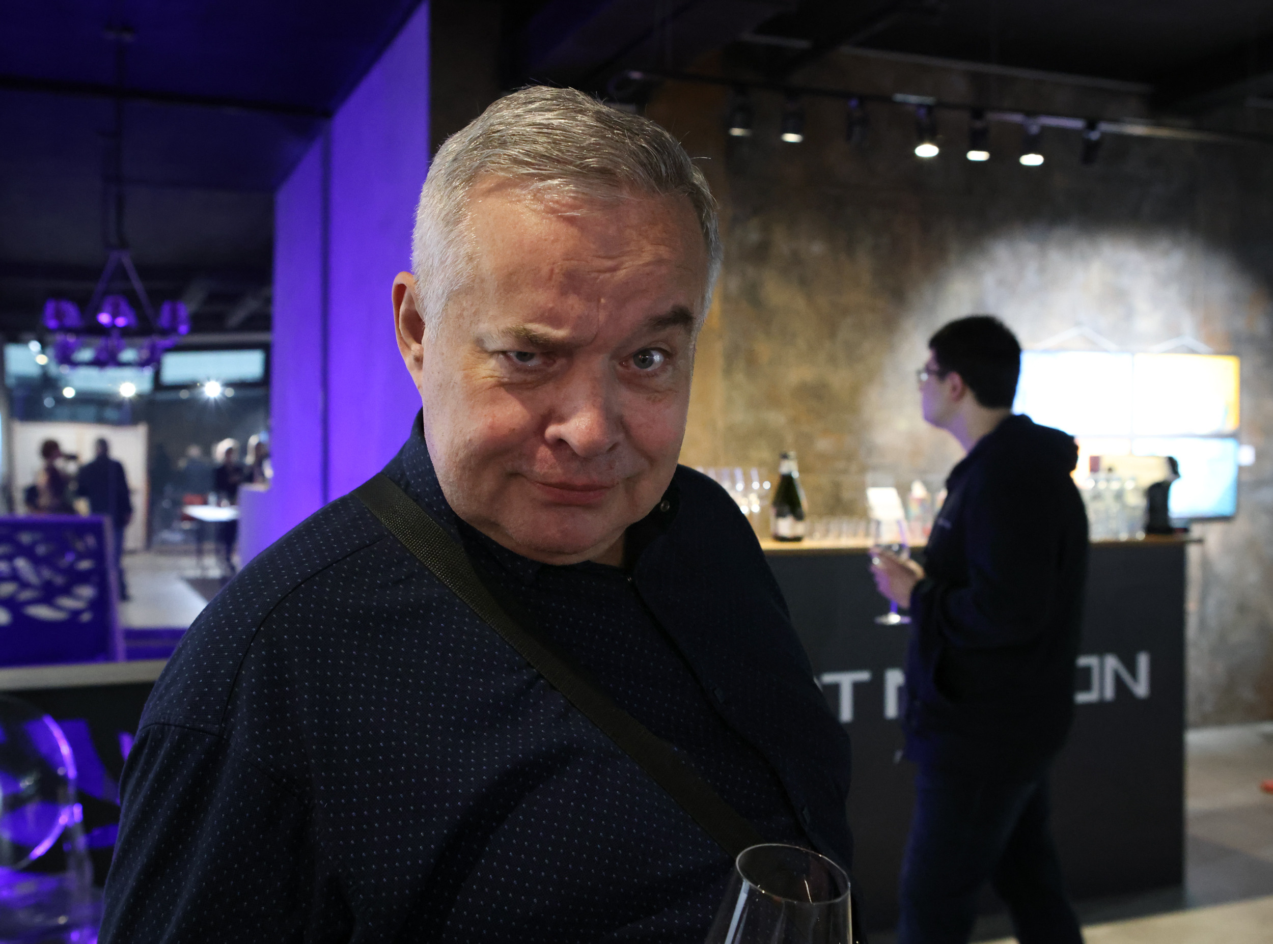 Художественная выставка Артели " ПОЛНЫЙ БРЮТ 66» в галерее ARTMAISON. Reportage, architectural, fine art photographer Lena Melnikova in Moscow