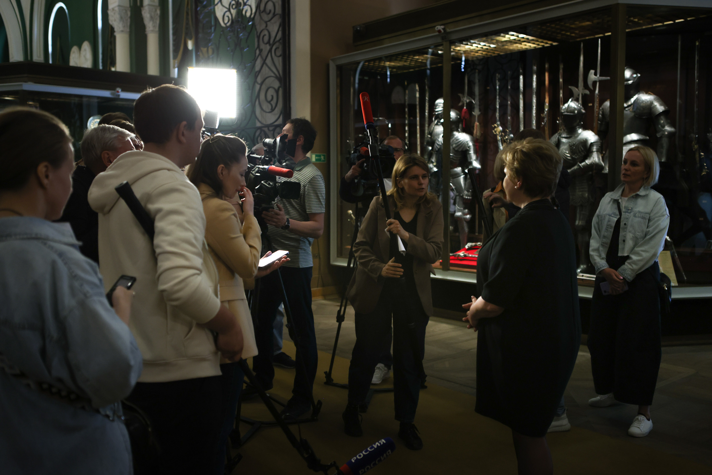 Пресс- конференция в Кремле: выставка «Русский Феникс: Суздальская земля.». Репортажный, архитектурный, театральный и файн-арт фотограф Лена Мельникова в Москве