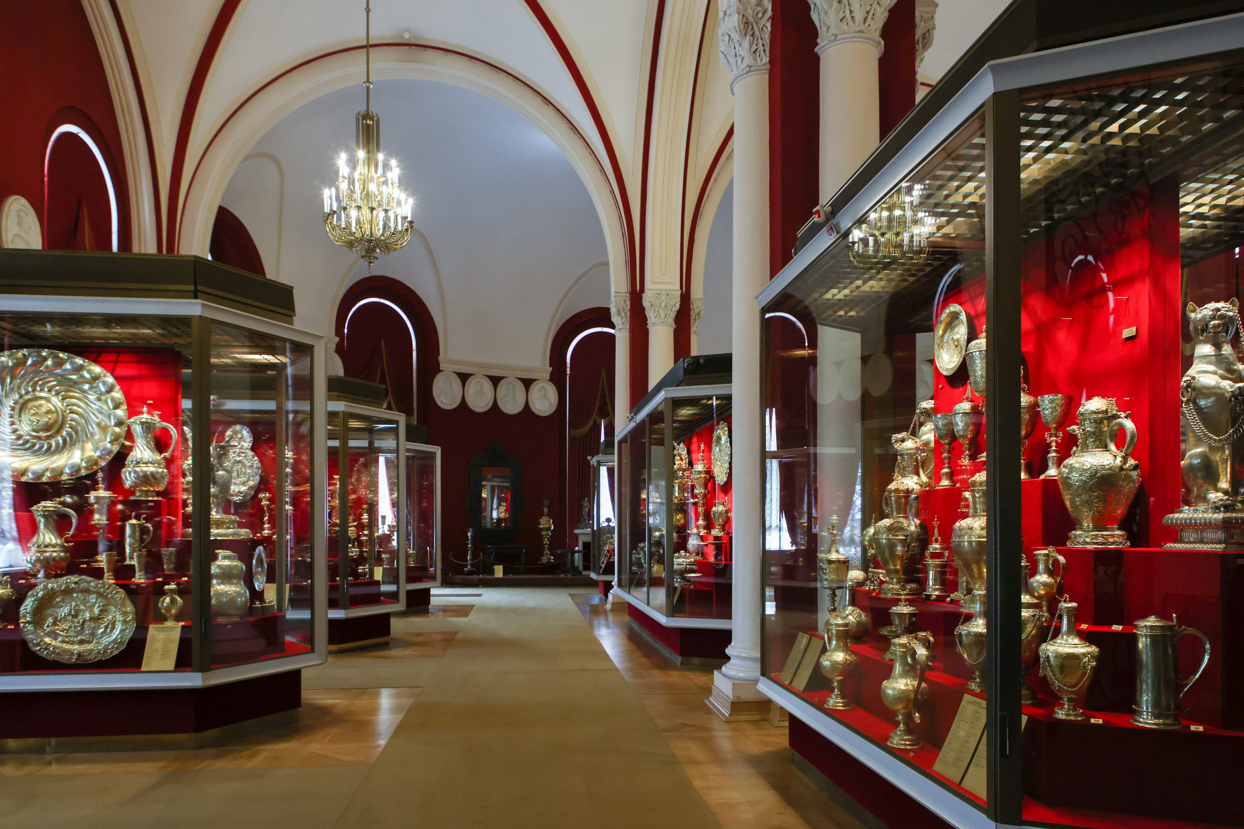 Оужейная палата Кремля. Экипажи, одежды и не только. Репортажный, архитектурный, театральный и файн-арт фотограф Лена Мельникова в Москве