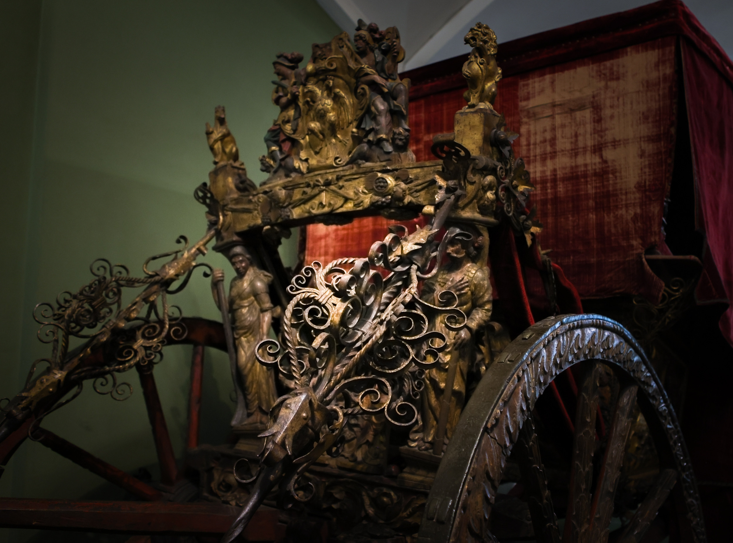 Оужейная палата Кремля. Экипажи, одежды и не только. Репортажный, архитектурный, театральный и файн-арт фотограф Лена Мельникова в Москве