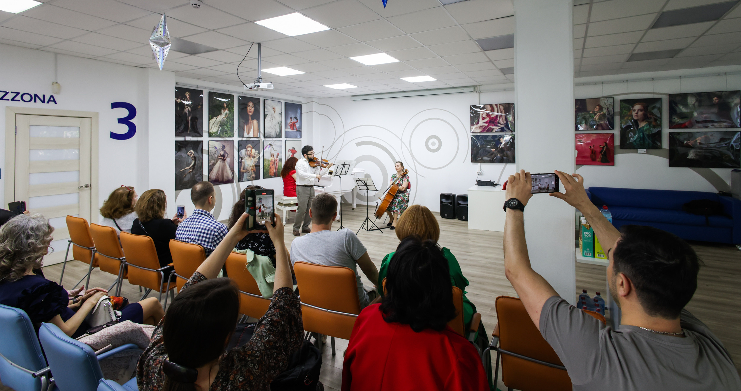 ПРО АНТУРАЖ 5 этапов. Репортажный, архитектурный, театральный и файн-арт фотограф Лена Мельникова в Москве