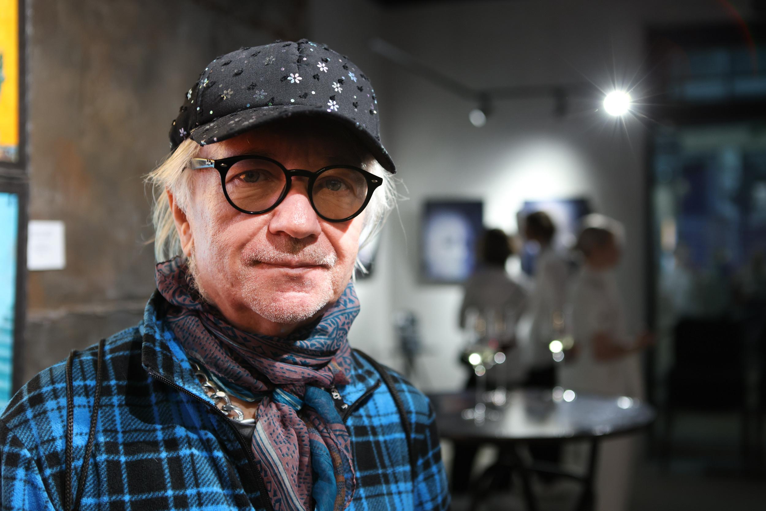 Художественная выставка Артели " ПОЛНЫЙ БРЮТ 66» в галерее ARTMAISON. Reportage, architectural, fine art photographer Lena Melnikova in Moscow