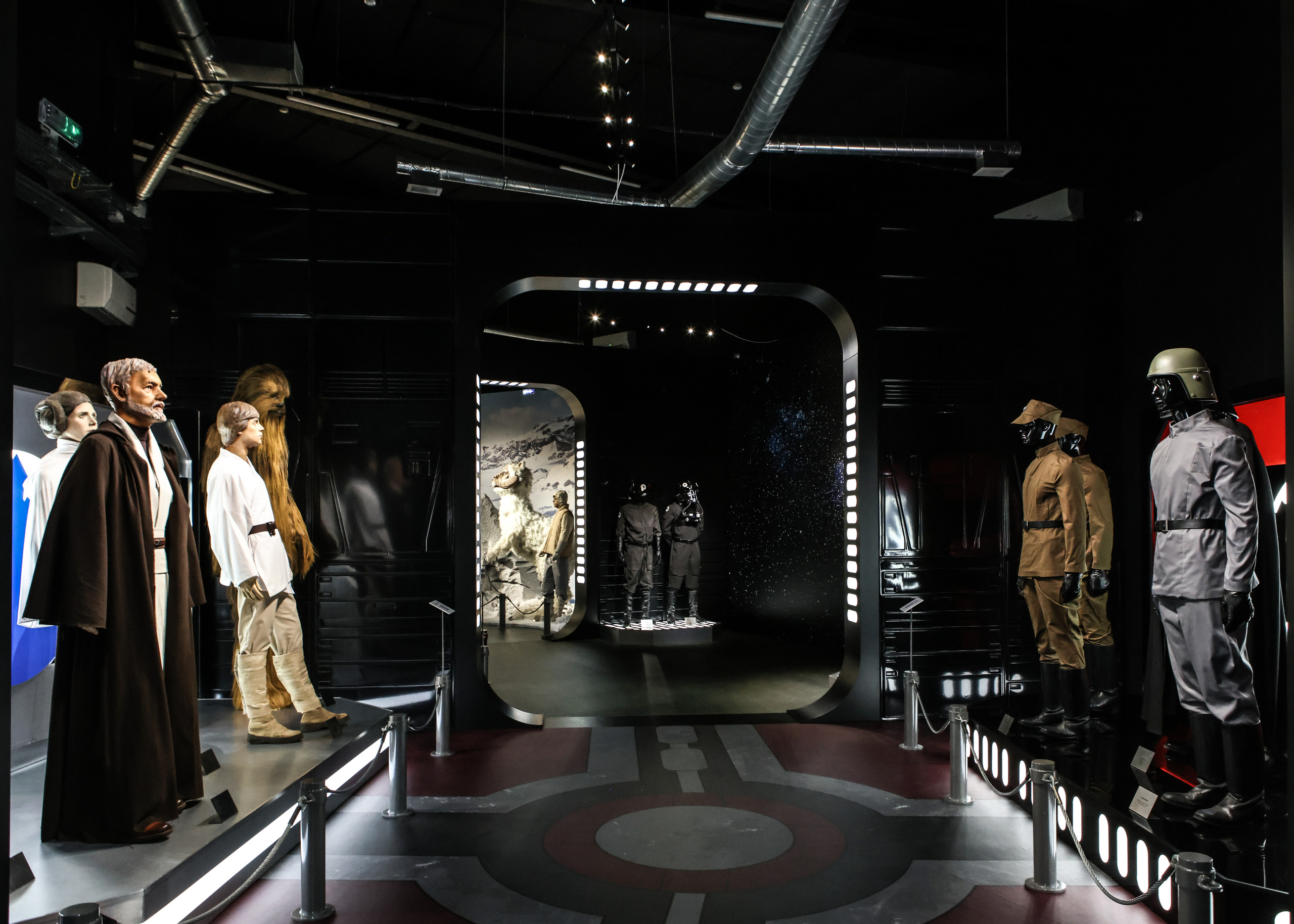 Star Wars на ВДНХ. Репортажный, архитектурный, театральный и файн-арт фотограф Лена Мельникова в Москве