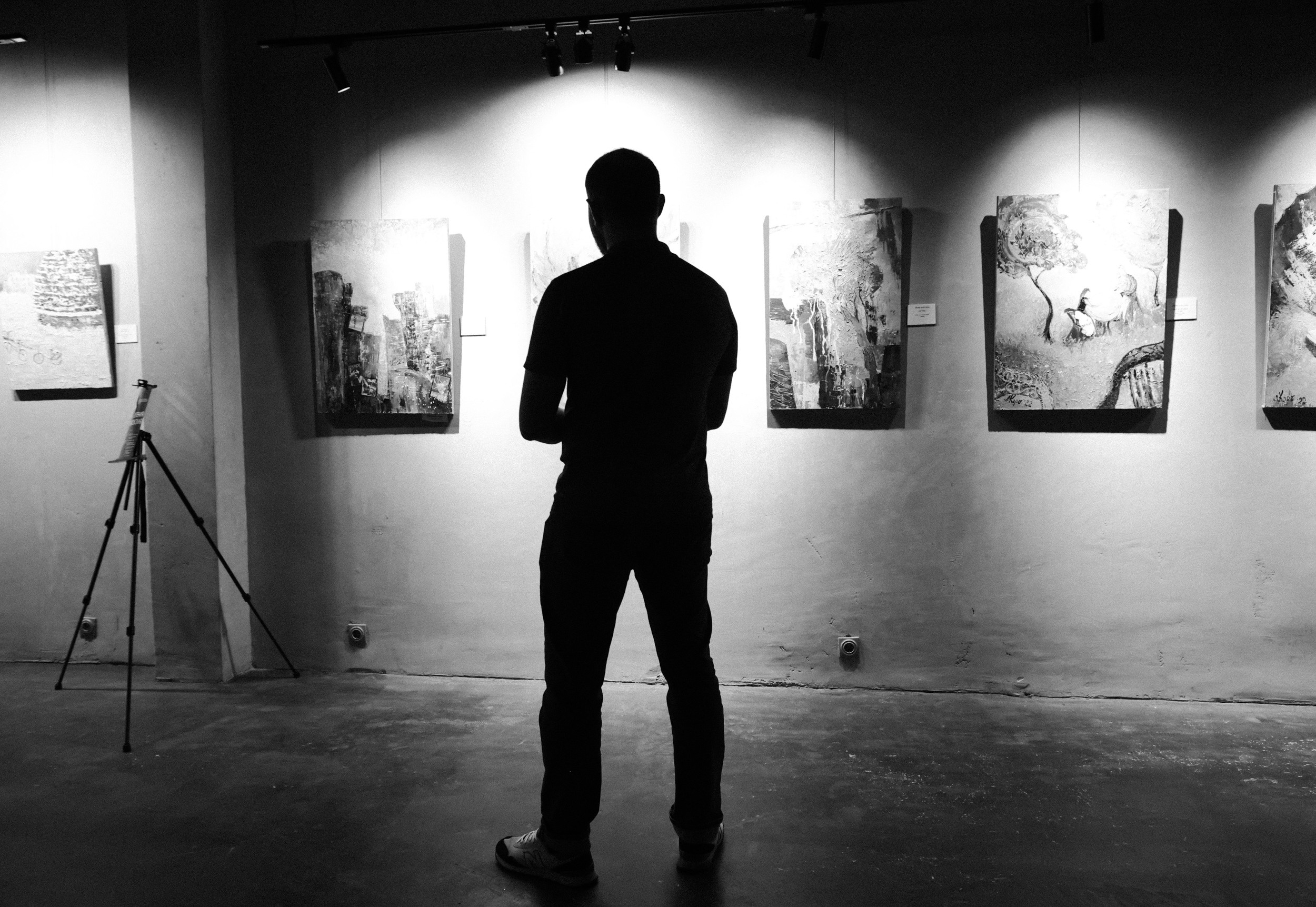 Художественная выставка Артели " ПОЛНЫЙ БРЮТ 66» в галерее ARTMAISON. Reportage, architectural, fine art photographer Lena Melnikova in Moscow