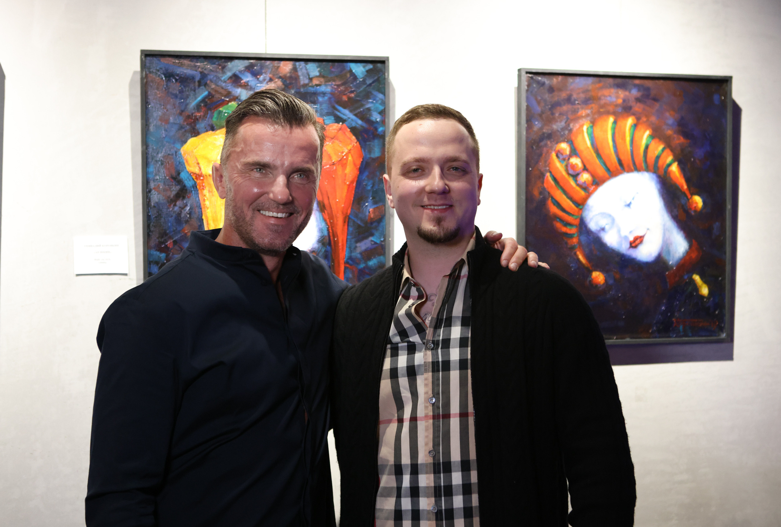 Художественная выставка Артели " ПОЛНЫЙ БРЮТ 66» в галерее ARTMAISON. Reportage, architectural, fine art photographer Lena Melnikova in Moscow